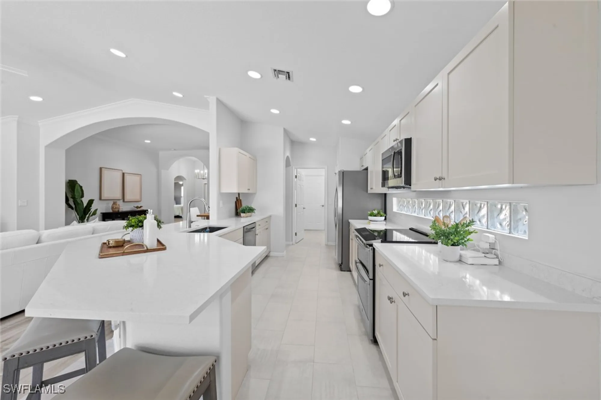 Property Slideshow image 15 of 46 | 9053 astonia way, Estero, FL, 33967