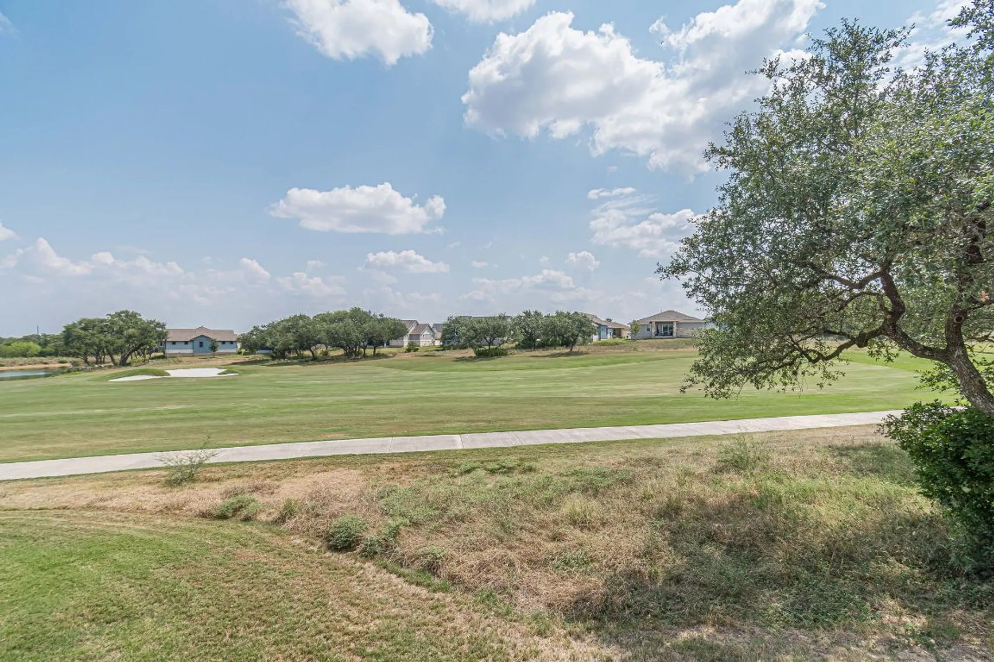Property Slideshow image 34 of 40 | 318 dancing oak ln unit 104, San Marcos, TX, 78666