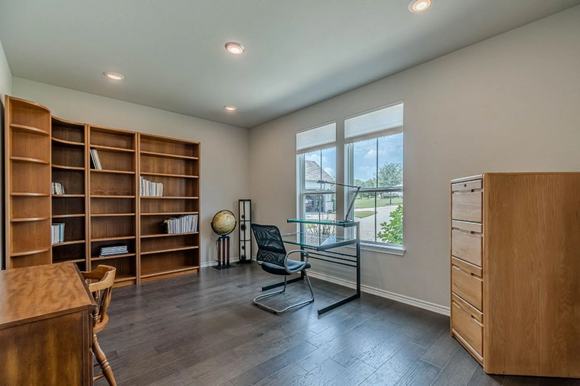 Property Slideshow image 6 of 40 | 318 dancing oak ln unit 104, San Marcos, TX, 78666