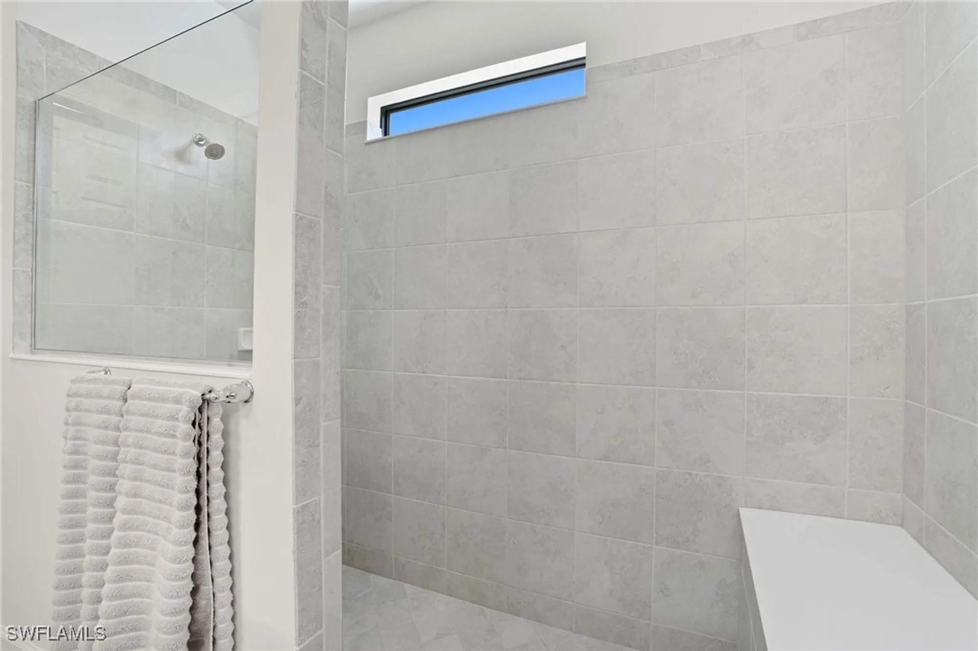 Property Slideshow image 19 of 44 | 12240 sussex st, Fort Myers, FL, 33913