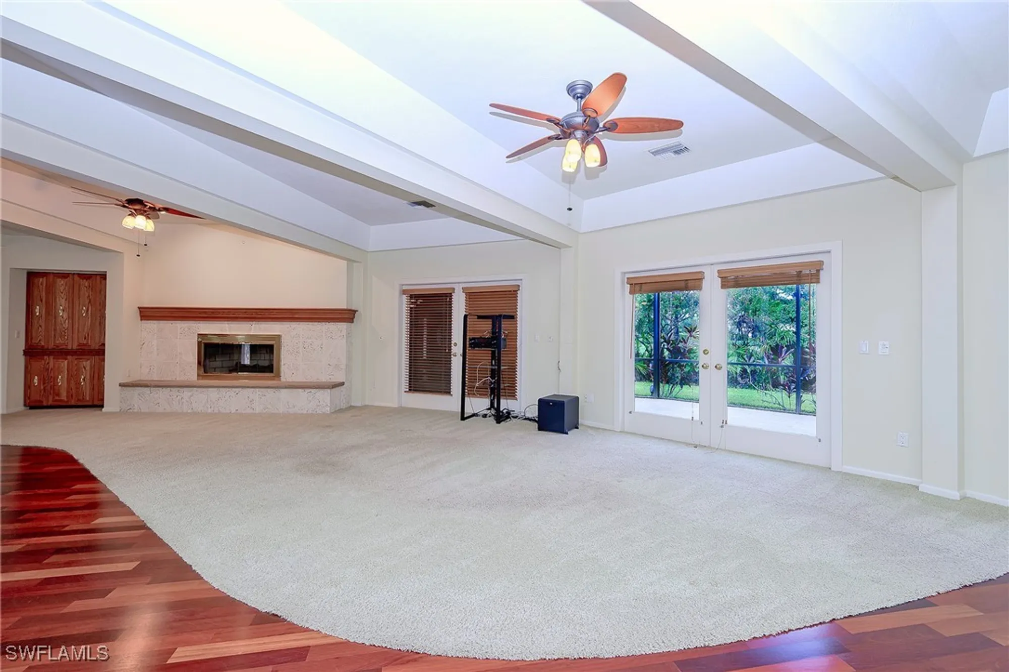 Property Slideshow image 18 of 43 | 724 bay tree ct, Naples, FL, 34108