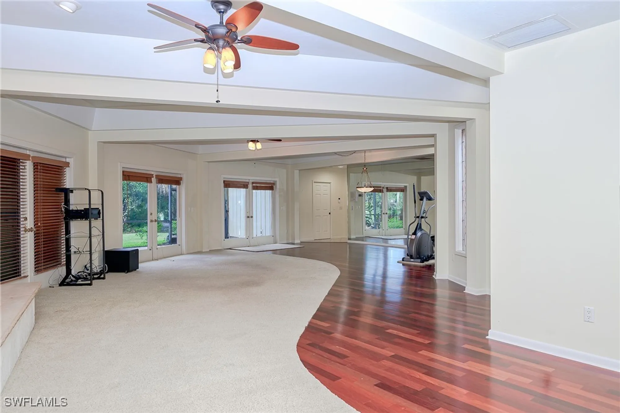 Property Slideshow image 19 of 43 | 724 bay tree ct, Naples, FL, 34108