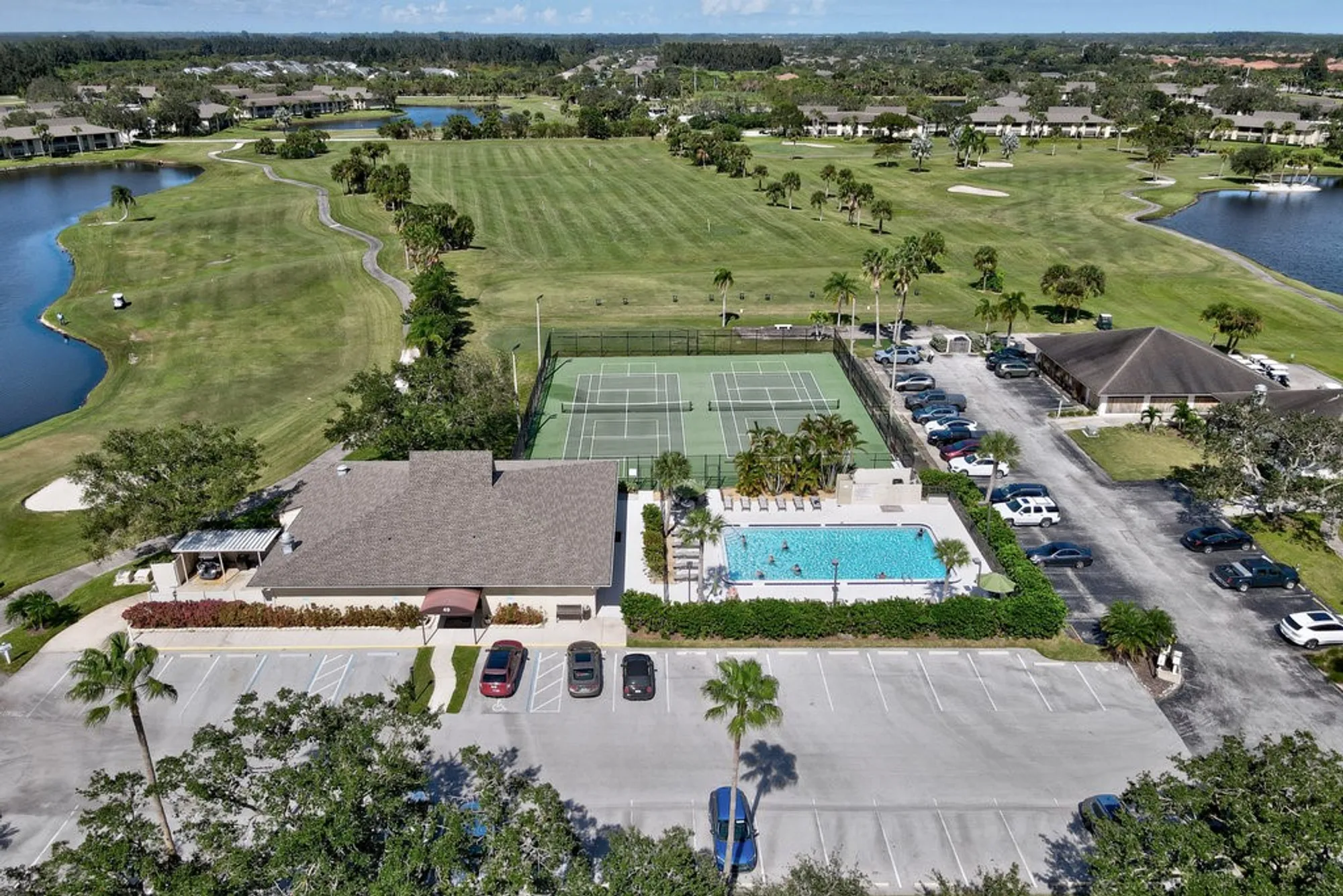 Property Slideshow image 27 of 30 | 1 plantation dr 202, Vero Beach, FL, 32966