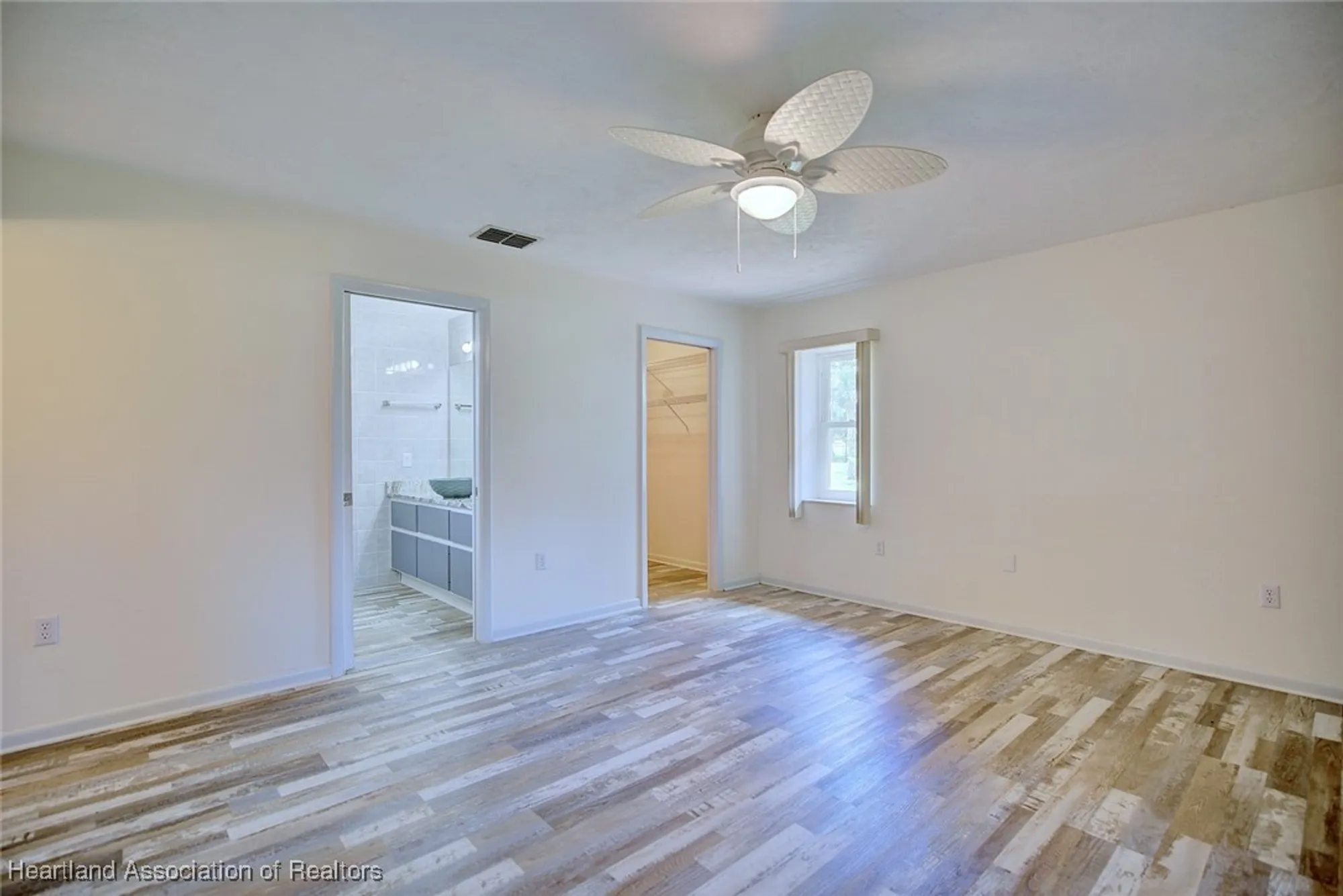 Property Slideshow image 19 of 27 | 56 grandview blvd, Lake Placid, FL, 33852