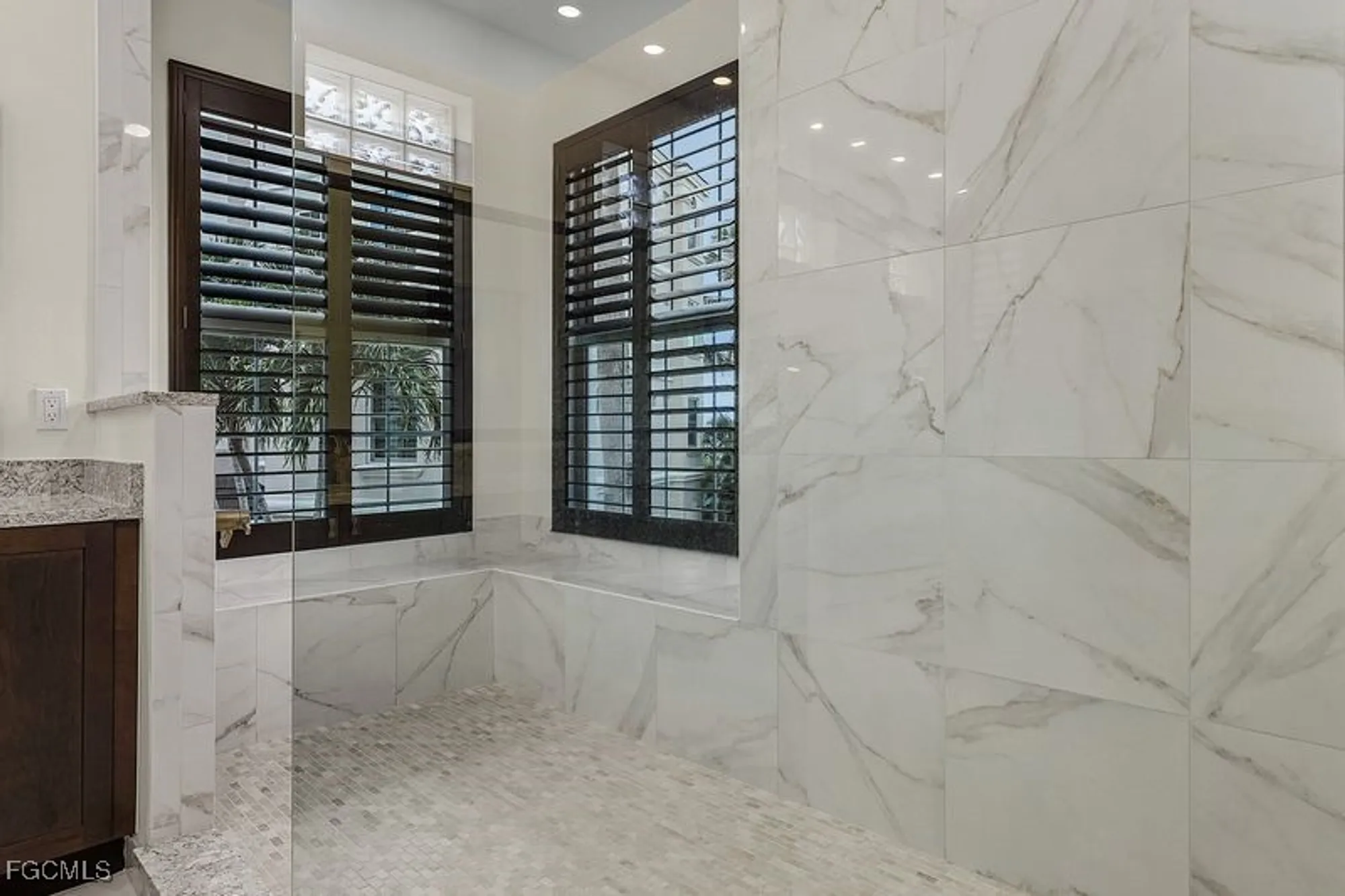 Property Slideshow image 13 of 34 | 14324 harbour landings dr # 21c, Fort Myers, FL, 33908