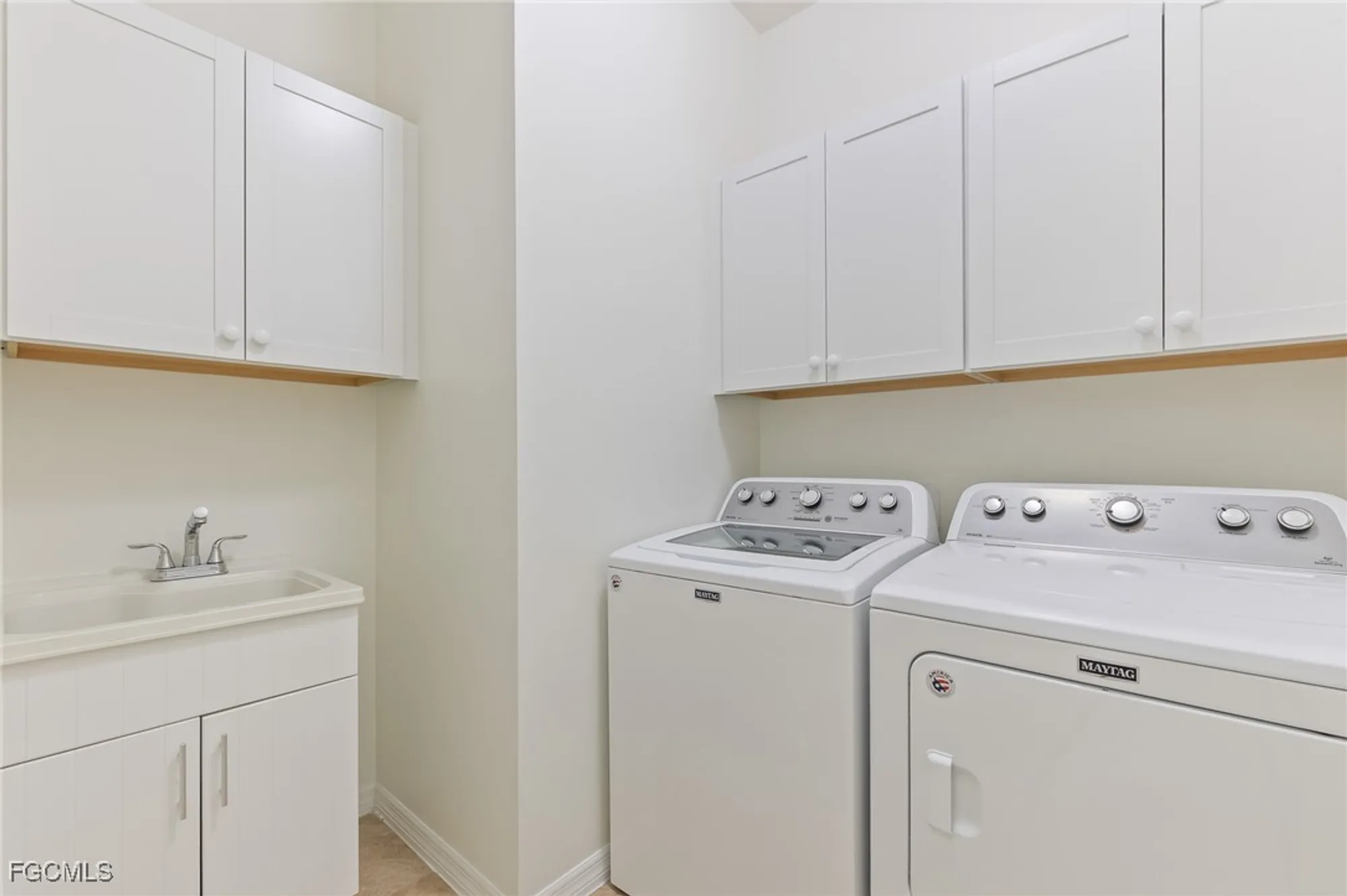 Property Slideshow image 16 of 31 | 3236 birch tree ln, Alva, FL, 33920