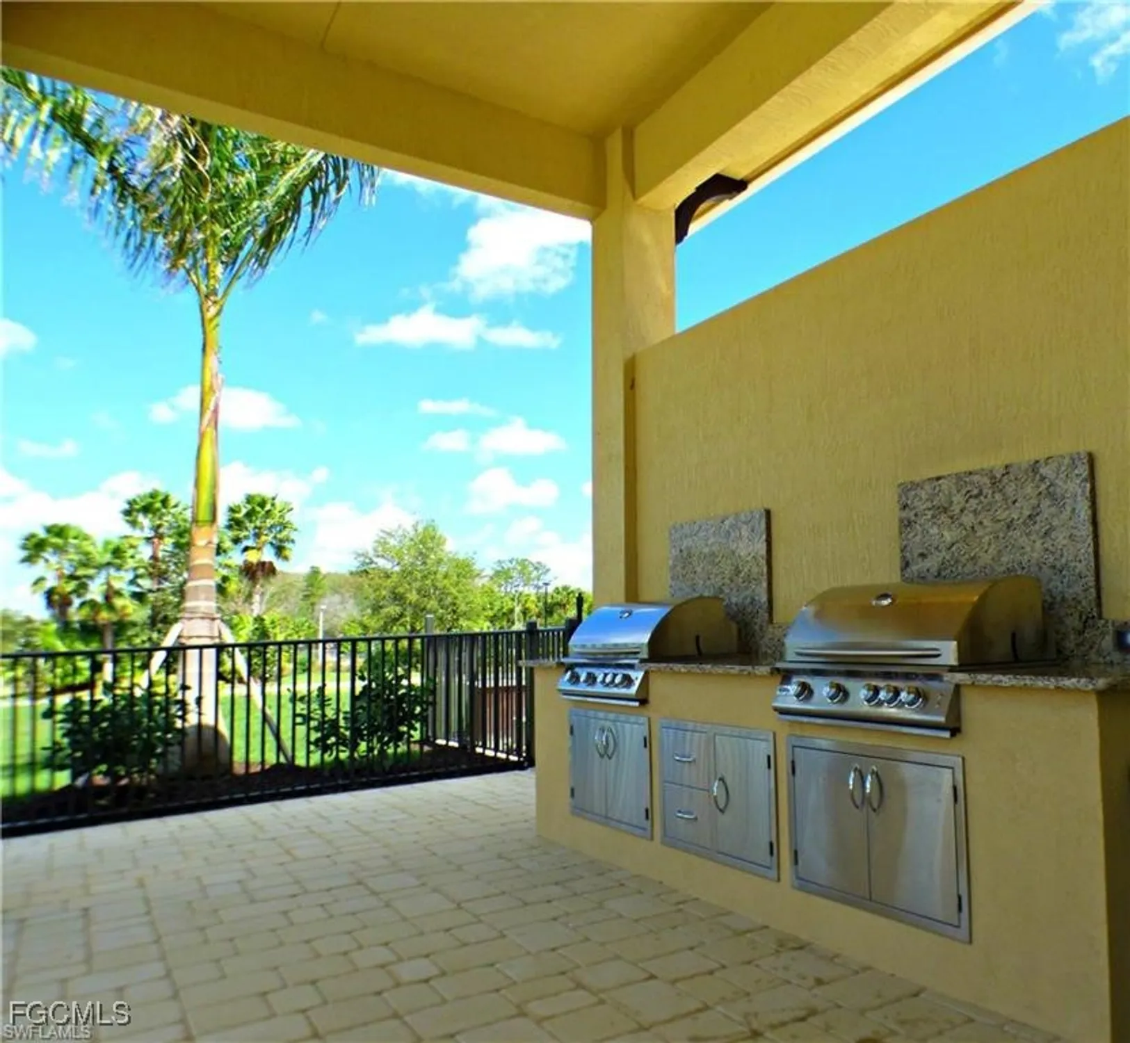 Property Slideshow image 24 of 31 | 3236 birch tree ln, Alva, FL, 33920