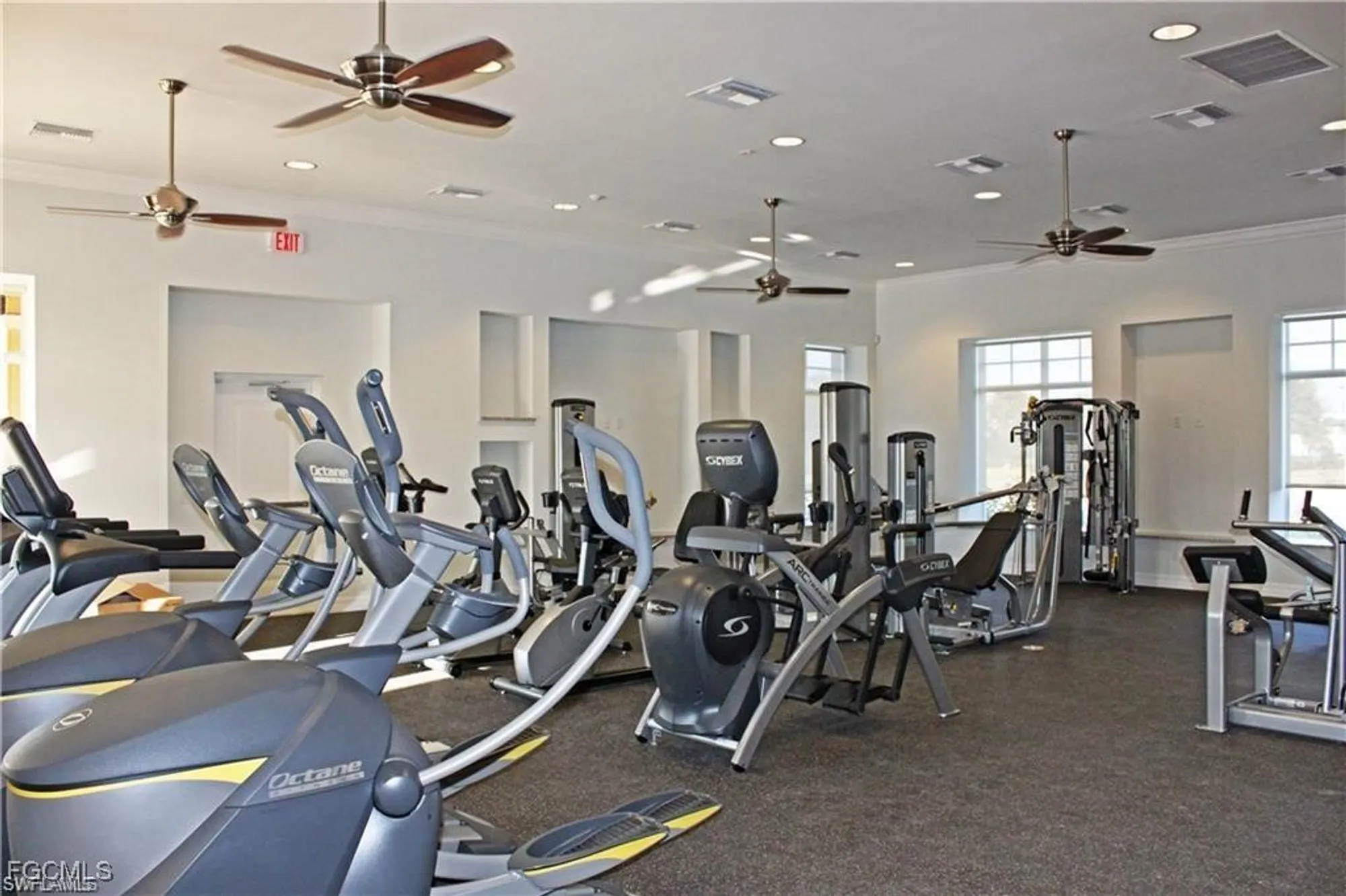 Property Slideshow image 27 of 31 | 3236 birch tree ln, Alva, FL, 33920