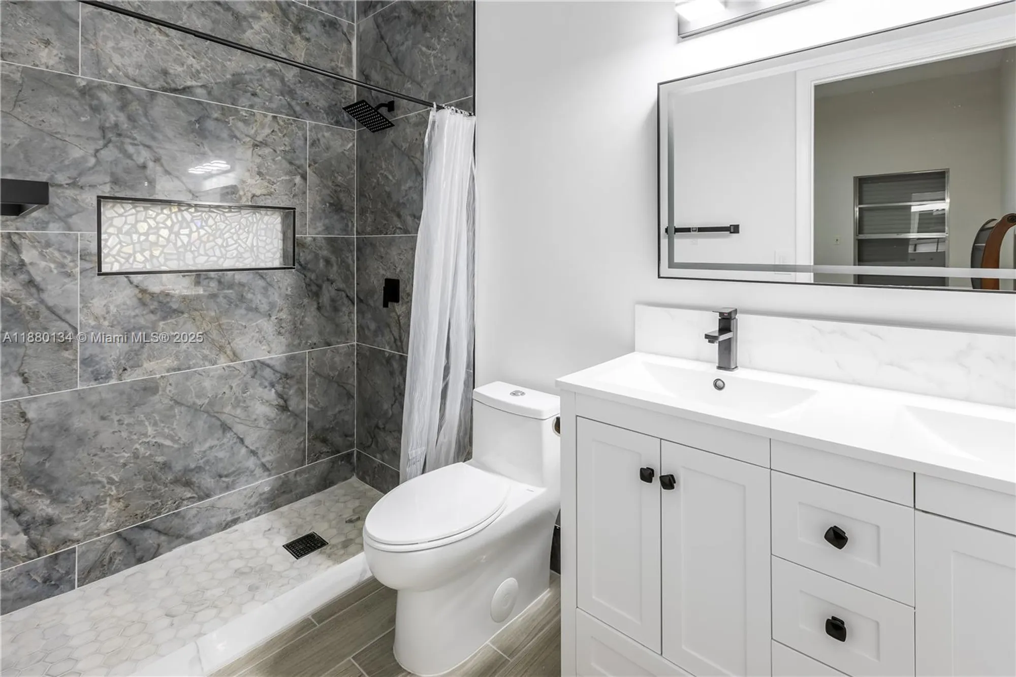 Property Slideshow image 14 of 18 | 5284 tiffany anne cir, West Palm Beach, FL, 33417