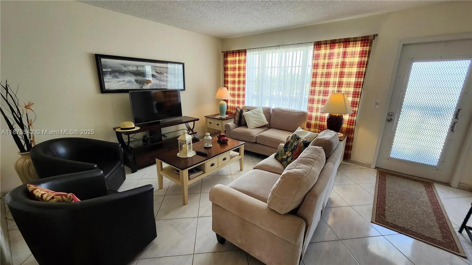 Property Slideshow image 4 of 33 | 3018 harwood c # 3018, Deerfield Beach, FL, 33442