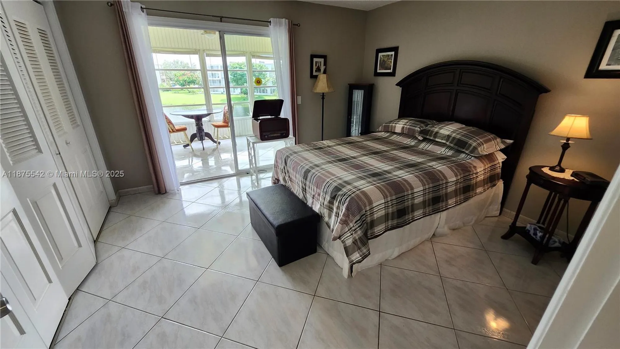 Property Slideshow image 9 of 33 | 3018 harwood c # 3018, Deerfield Beach, FL, 33442
