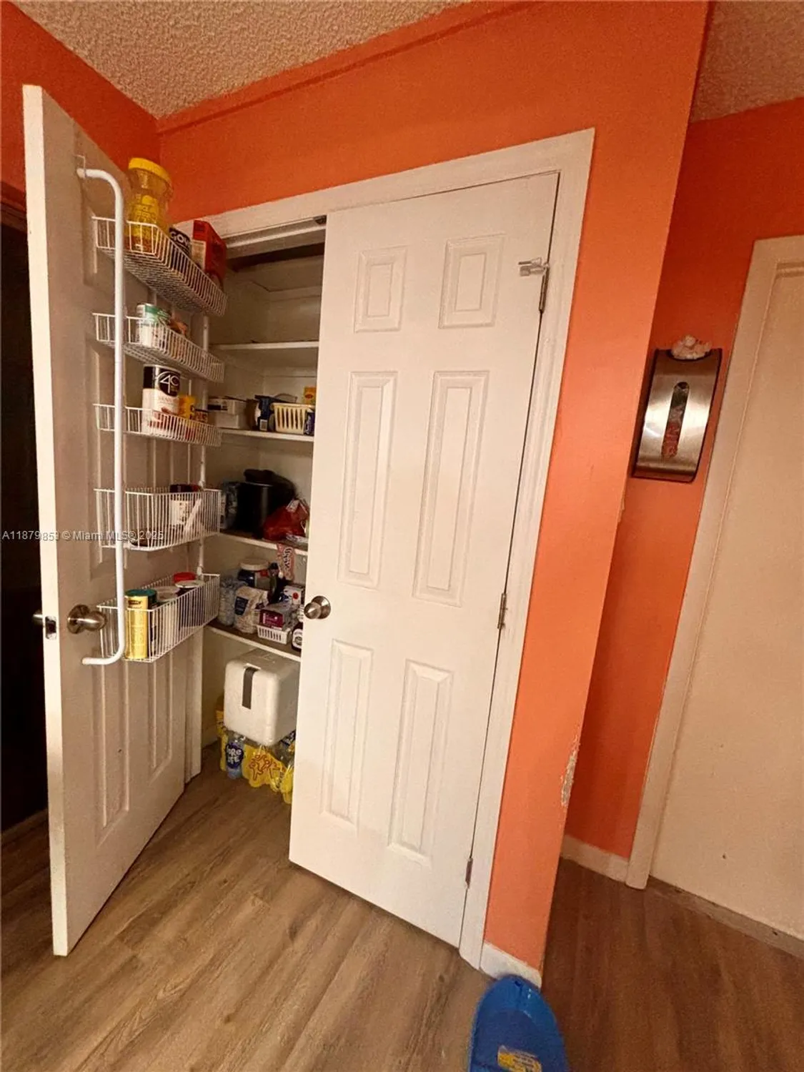 Property Slideshow image 6 of 12 | 1185 n rock island rd, Margate, FL, 33063