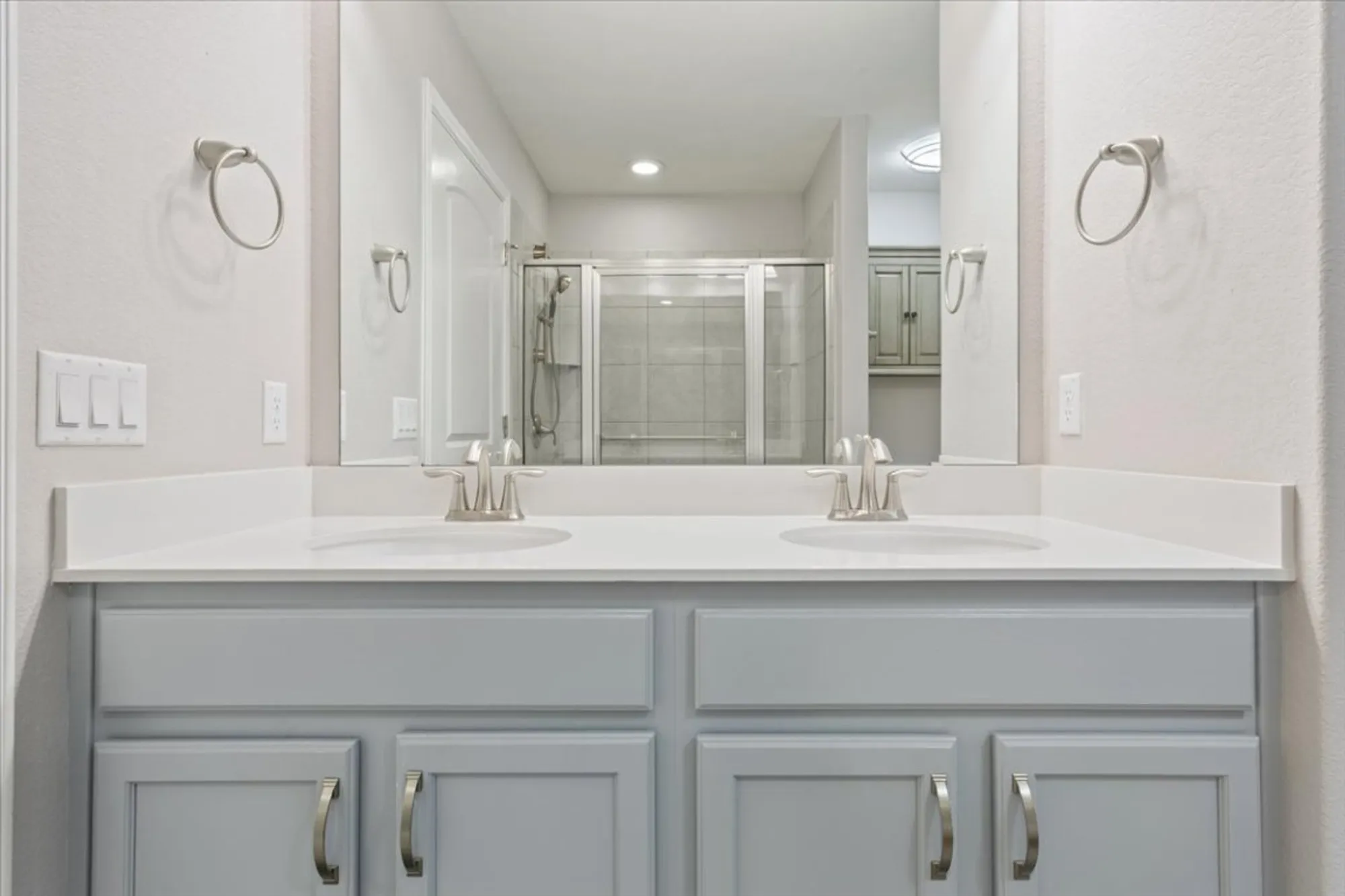 Property Slideshow image 18 of 27 | 105 comal ln, Georgetown, TX, 78633