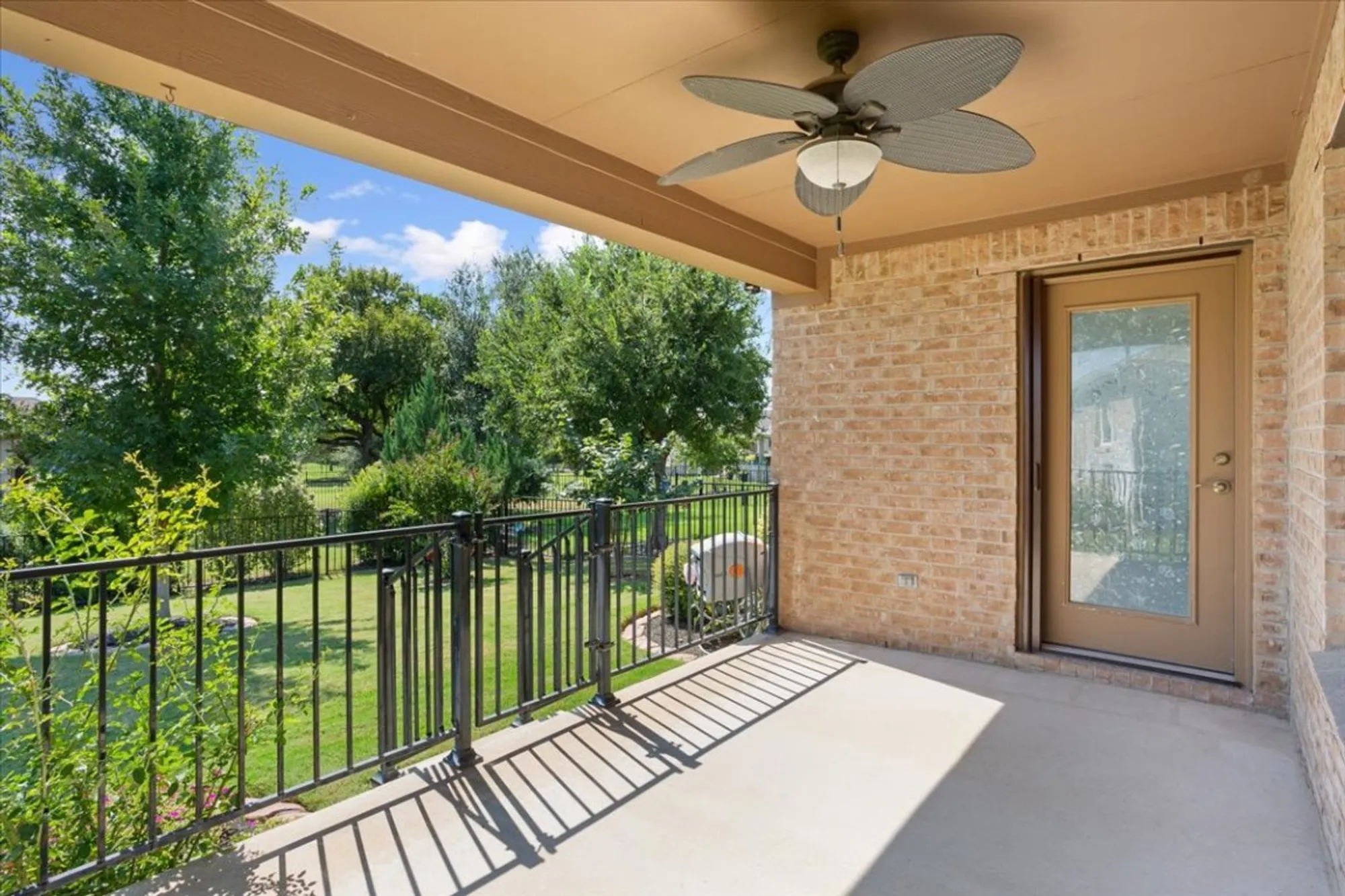 Property Slideshow image 24 of 27 | 105 comal ln, Georgetown, TX, 78633