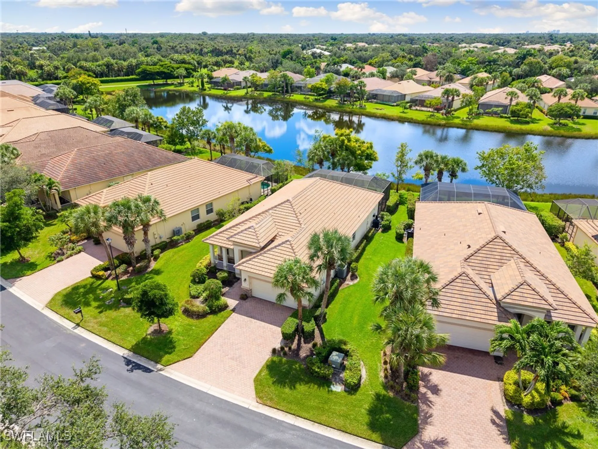 Property Slideshow image 28 of 35 | 3811 lakeview isle ct, Fort Myers, FL, 33905