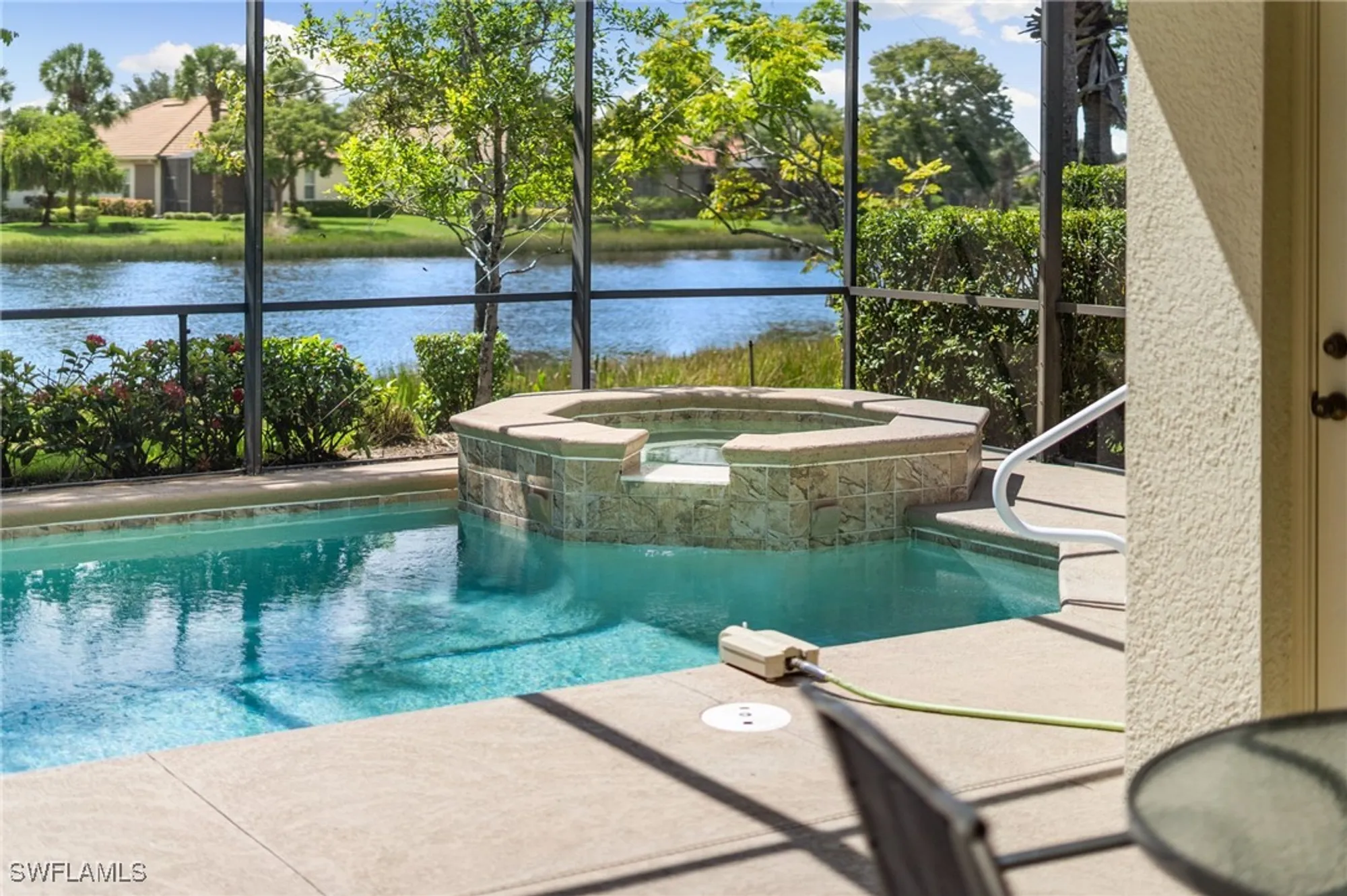 Property Slideshow image 23 of 35 | 3811 lakeview isle ct, Fort Myers, FL, 33905