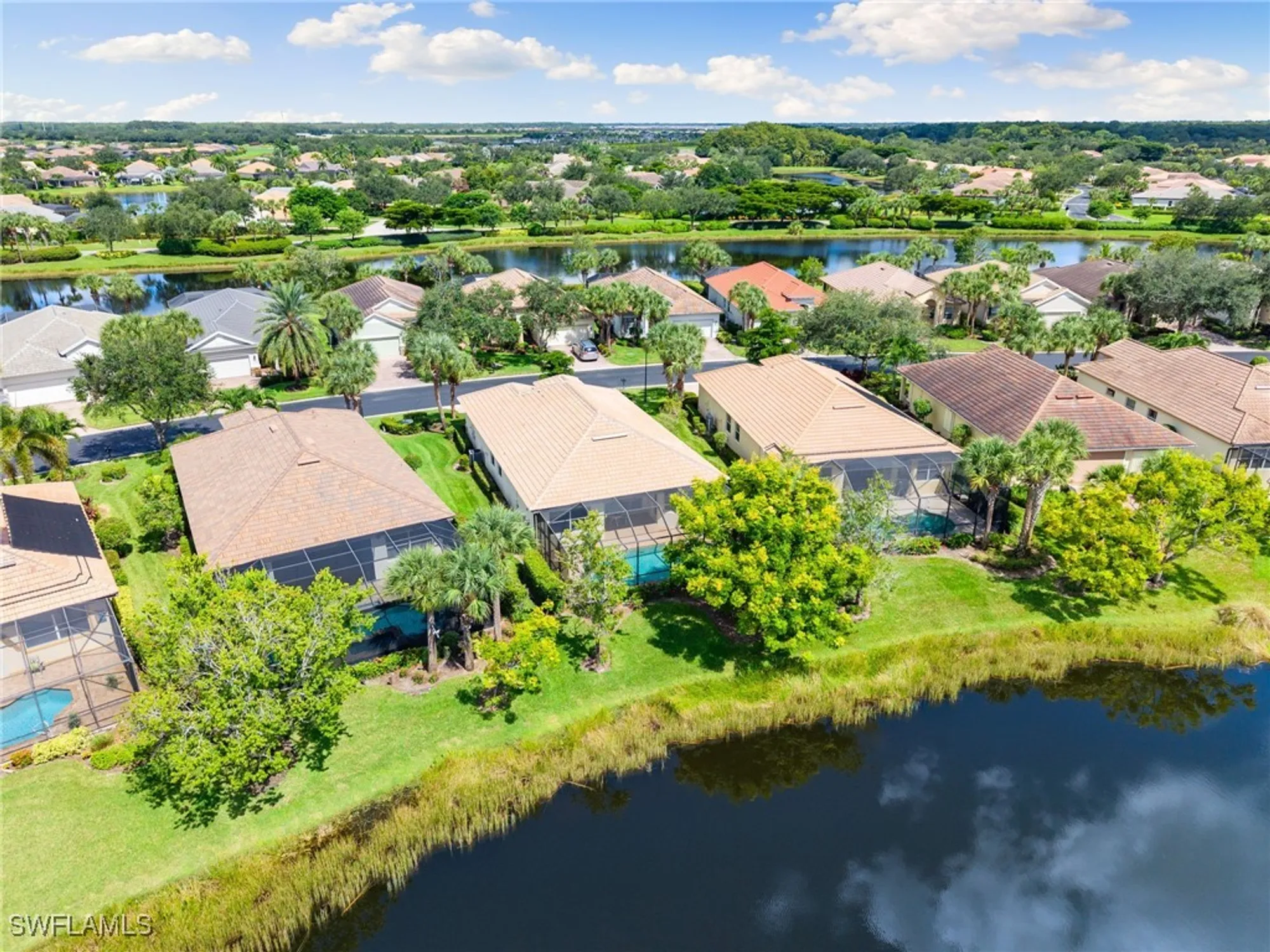 Property Slideshow image 32 of 35 | 3811 lakeview isle ct, Fort Myers, FL, 33905