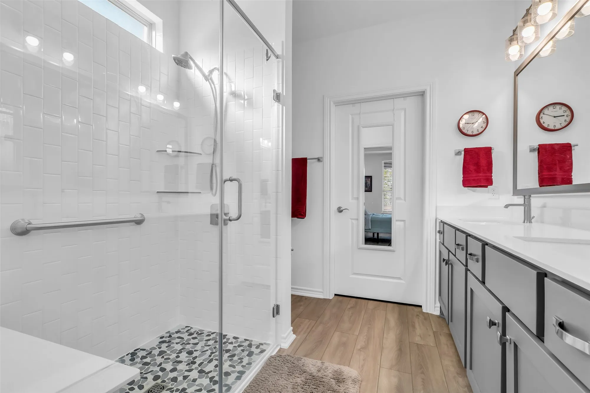 Property Slideshow image 18 of 32 | 8023 prospect dr, Fulshear, TX, 77441