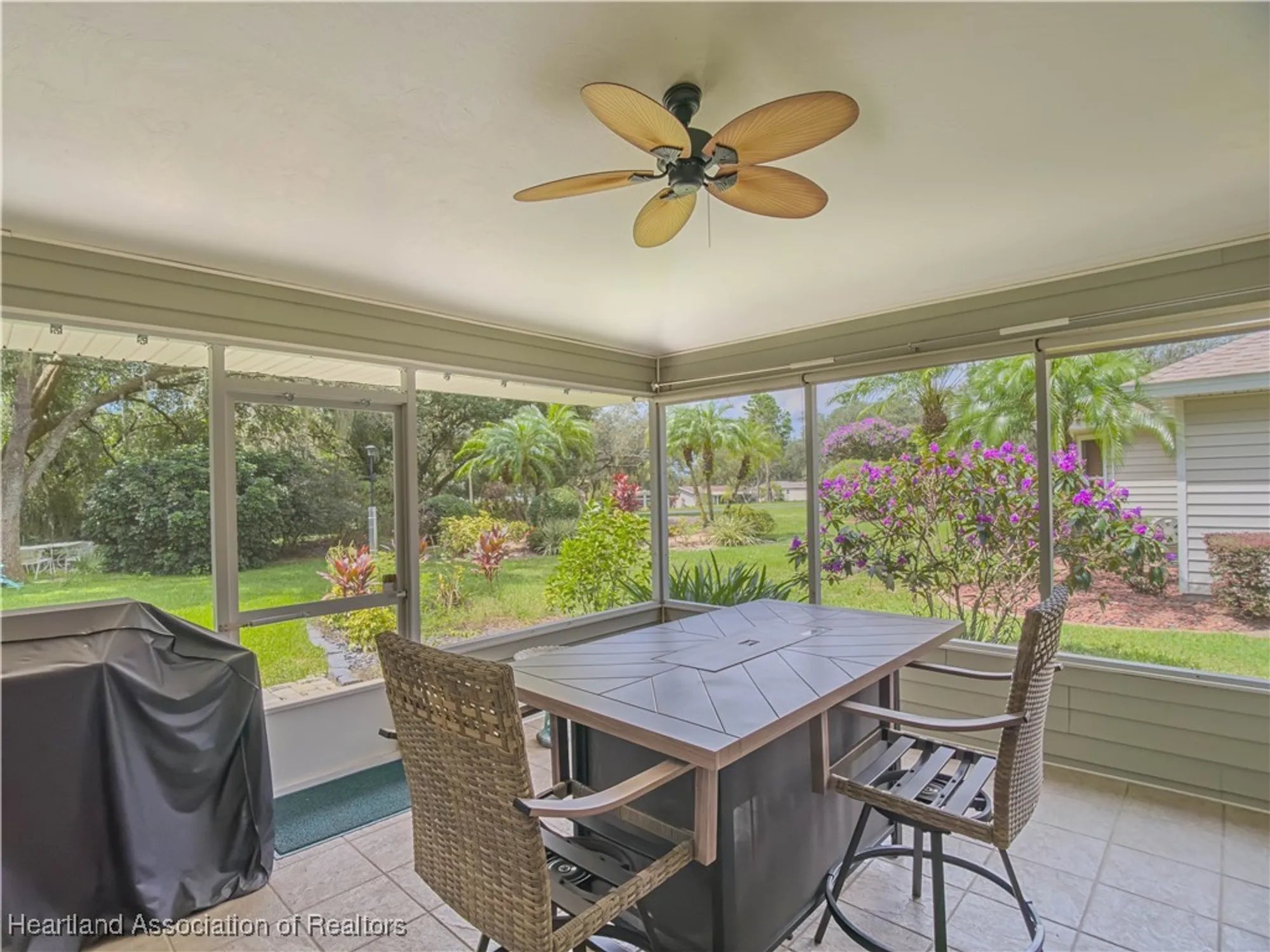 Property Slideshow image 24 of 44 | 3024 oakhill dr, Avon Park, FL, 33825