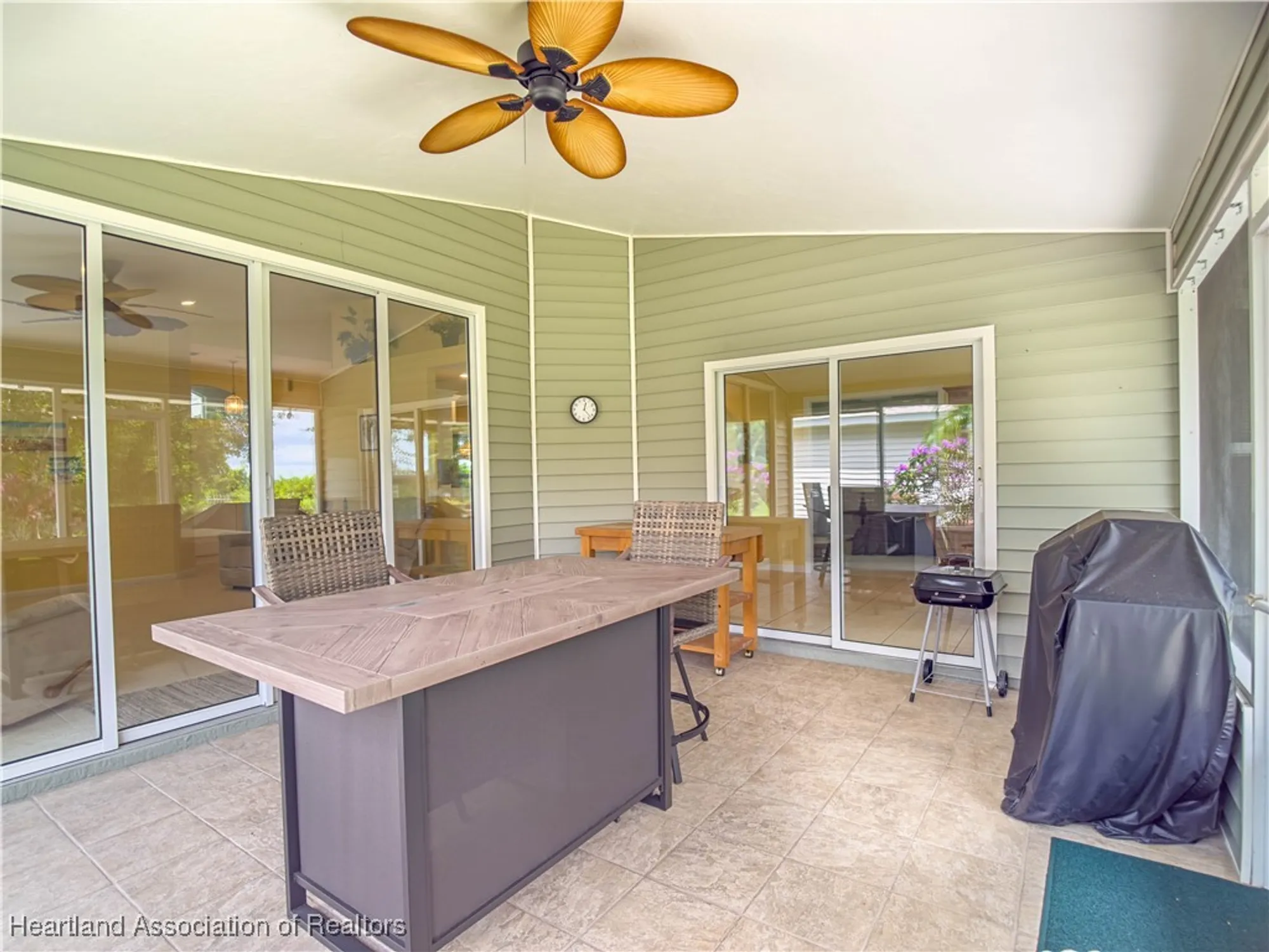 Property Slideshow image 23 of 44 | 3024 oakhill dr, Avon Park, FL, 33825