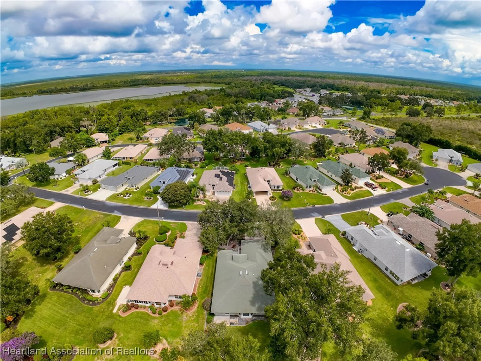Property Slideshow image 37 of 44 | 3024 oakhill dr, Avon Park, FL, 33825