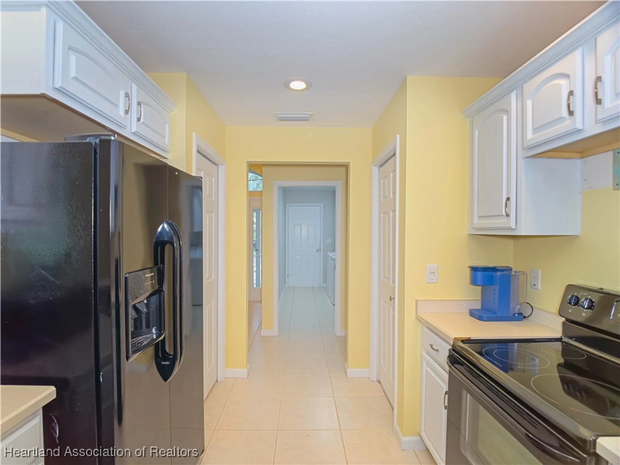 Property Slideshow image 7 of 44 | 3024 oakhill dr, Avon Park, FL, 33825