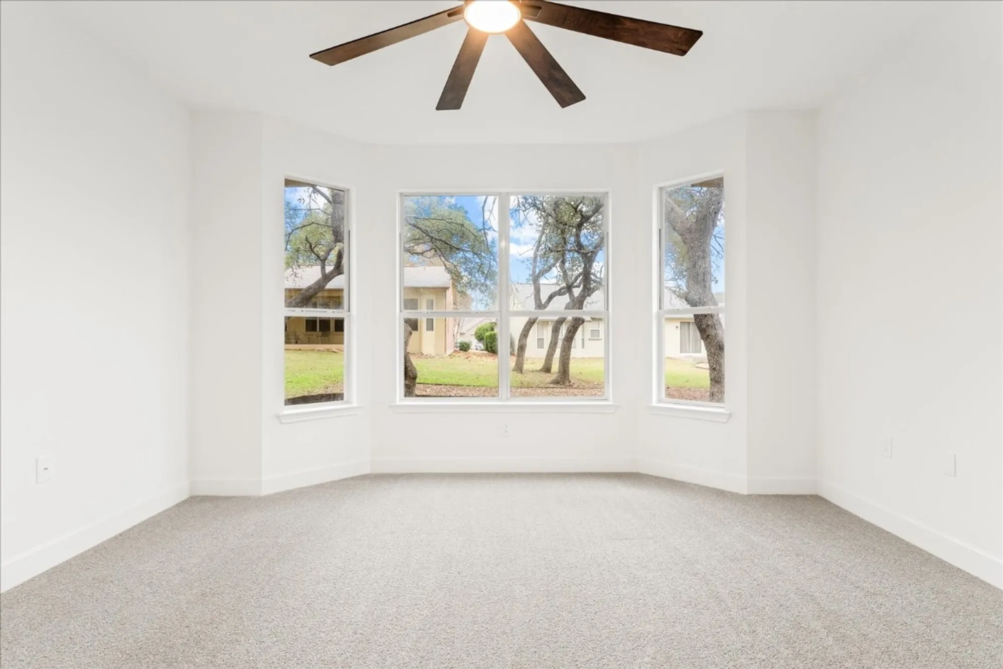 Property Slideshow image 20 of 31 | 151 dan moody trl, Georgetown, TX, 78633