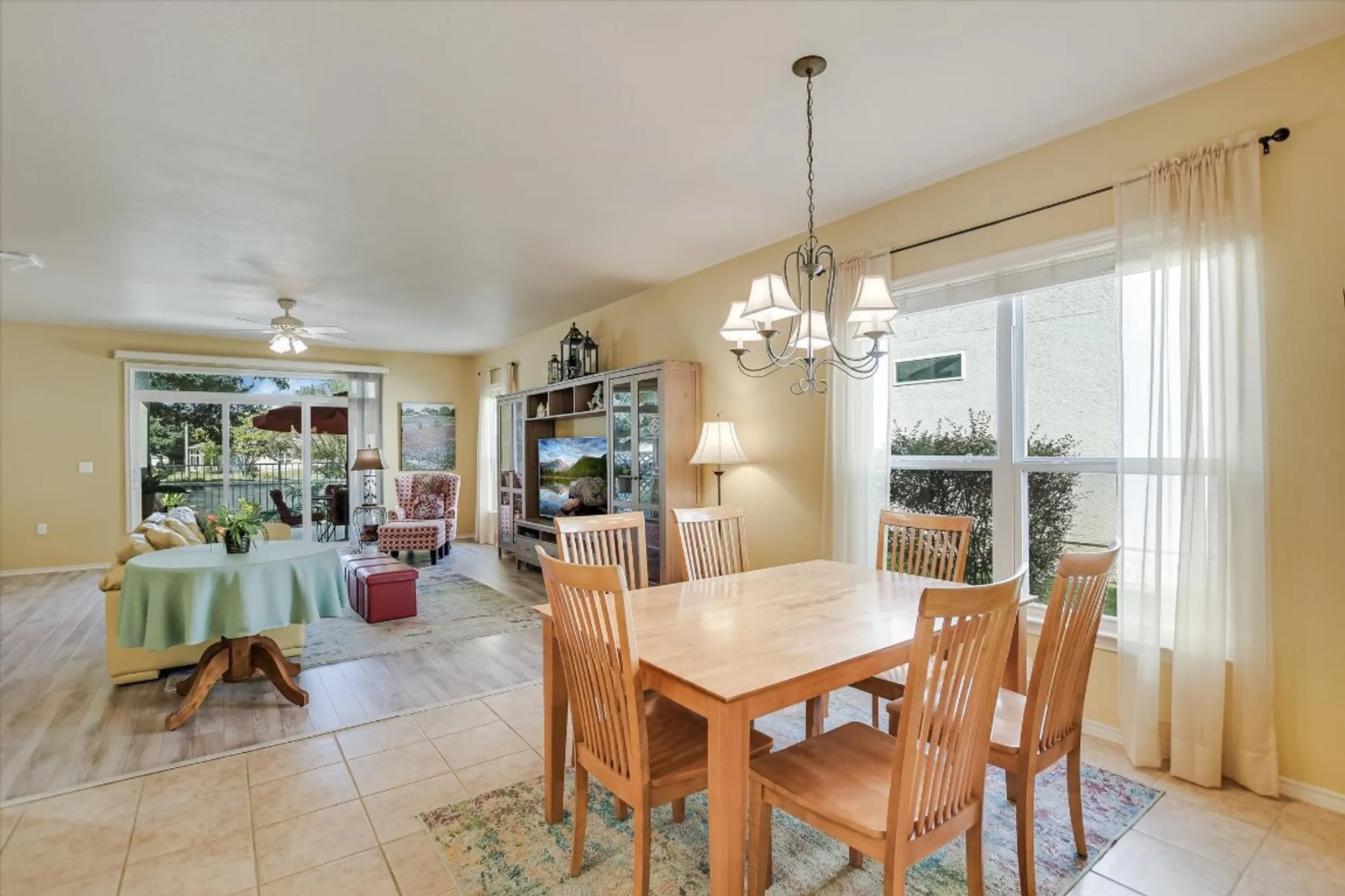 Property Slideshow image 7 of 20 | 101 hummingbird cv, Georgetown, TX, 78633