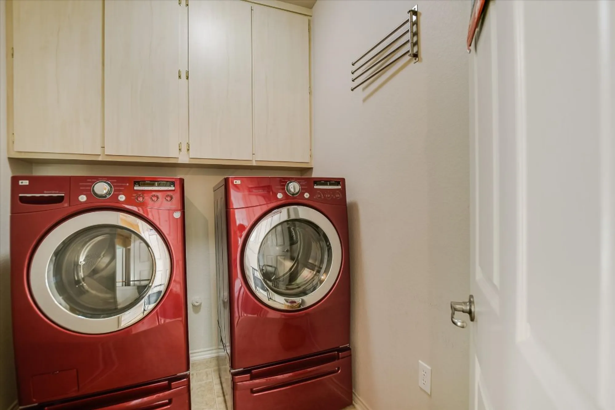 Property Slideshow image 9 of 20 | 101 hummingbird cv, Georgetown, TX, 78633