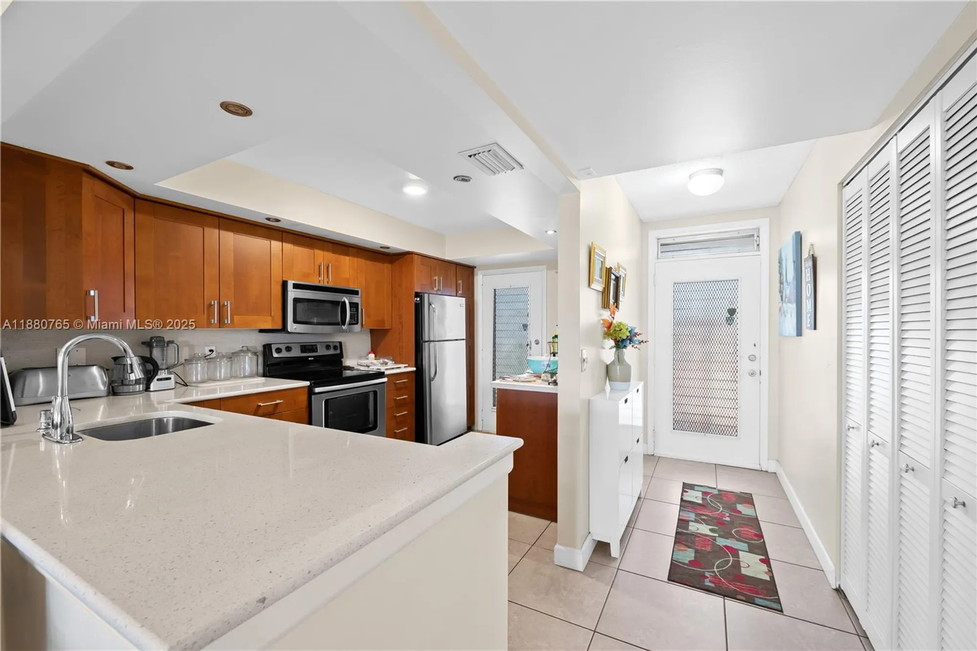 Property Slideshow image 16 of 22 | 2901 nw 46th ave apt 408, Lauderdale Lakes, FL, 33313