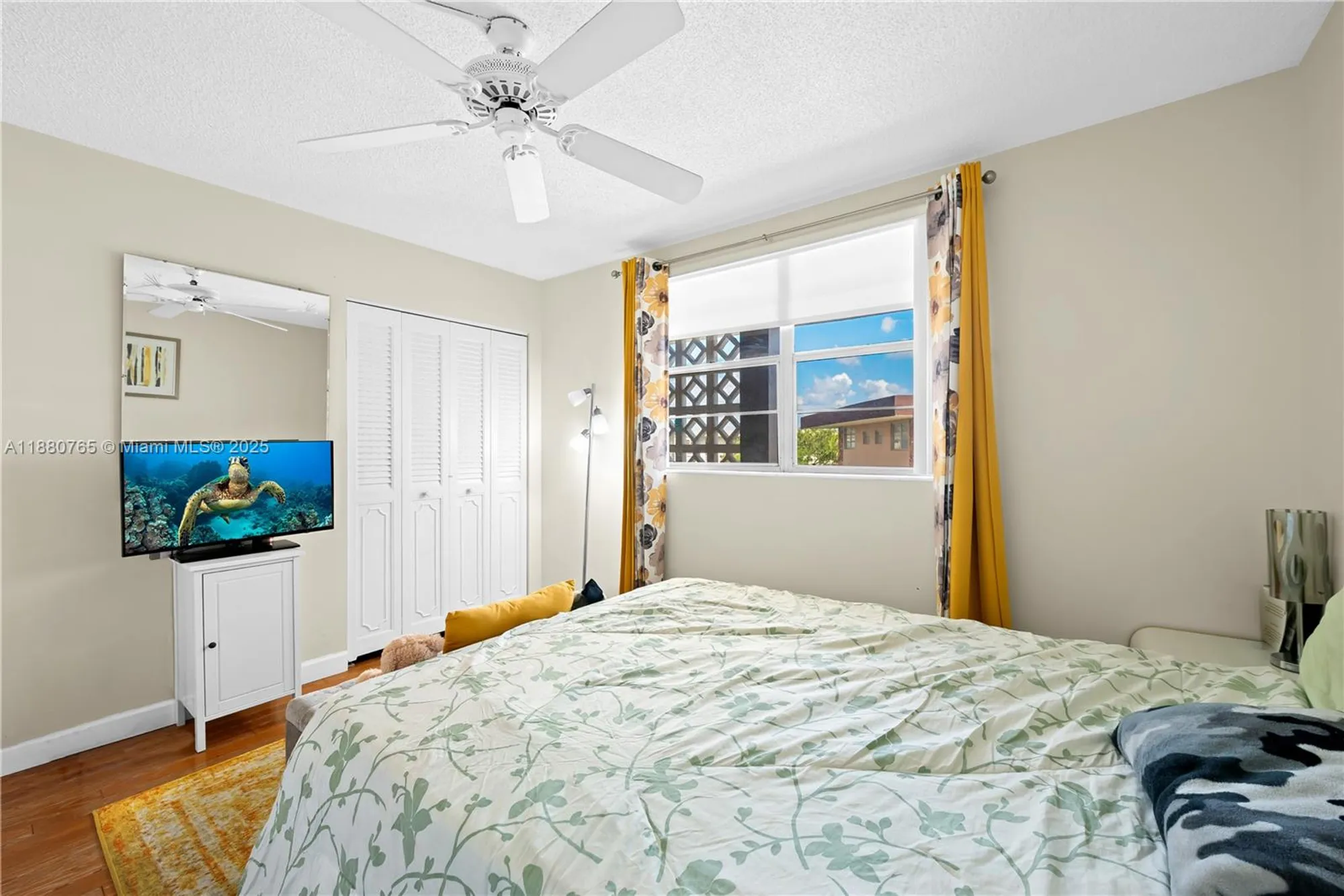 Property Slideshow image 9 of 22 | 2901 nw 46th ave apt 408, Lauderdale Lakes, FL, 33313