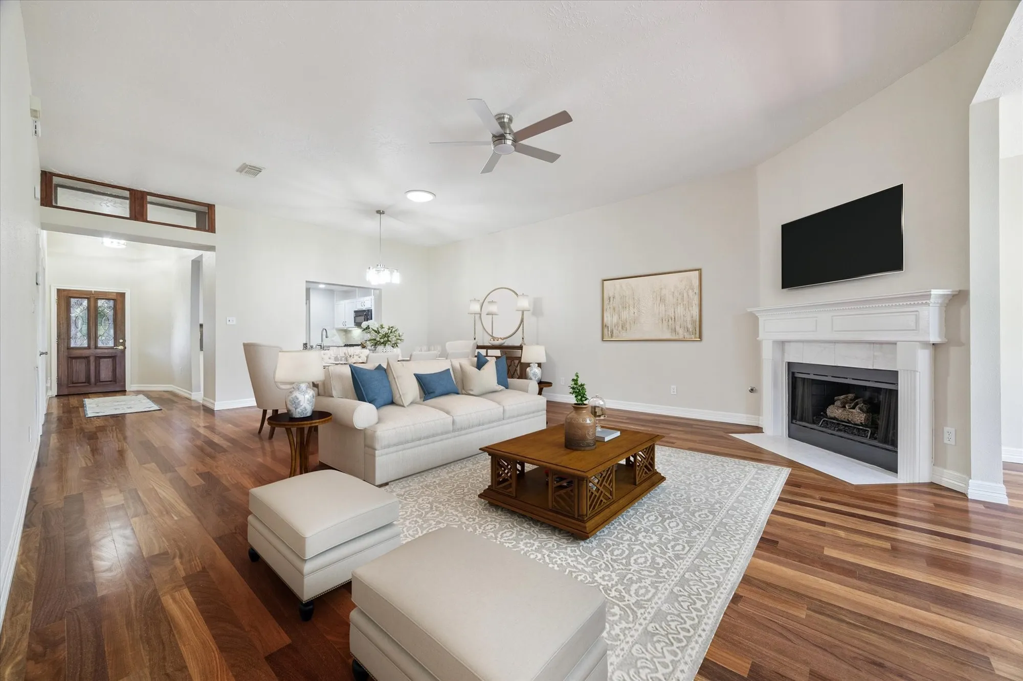 Property Slideshow image 3 of 19 | 3326 s country meadows ln, Pearland, TX, 77584