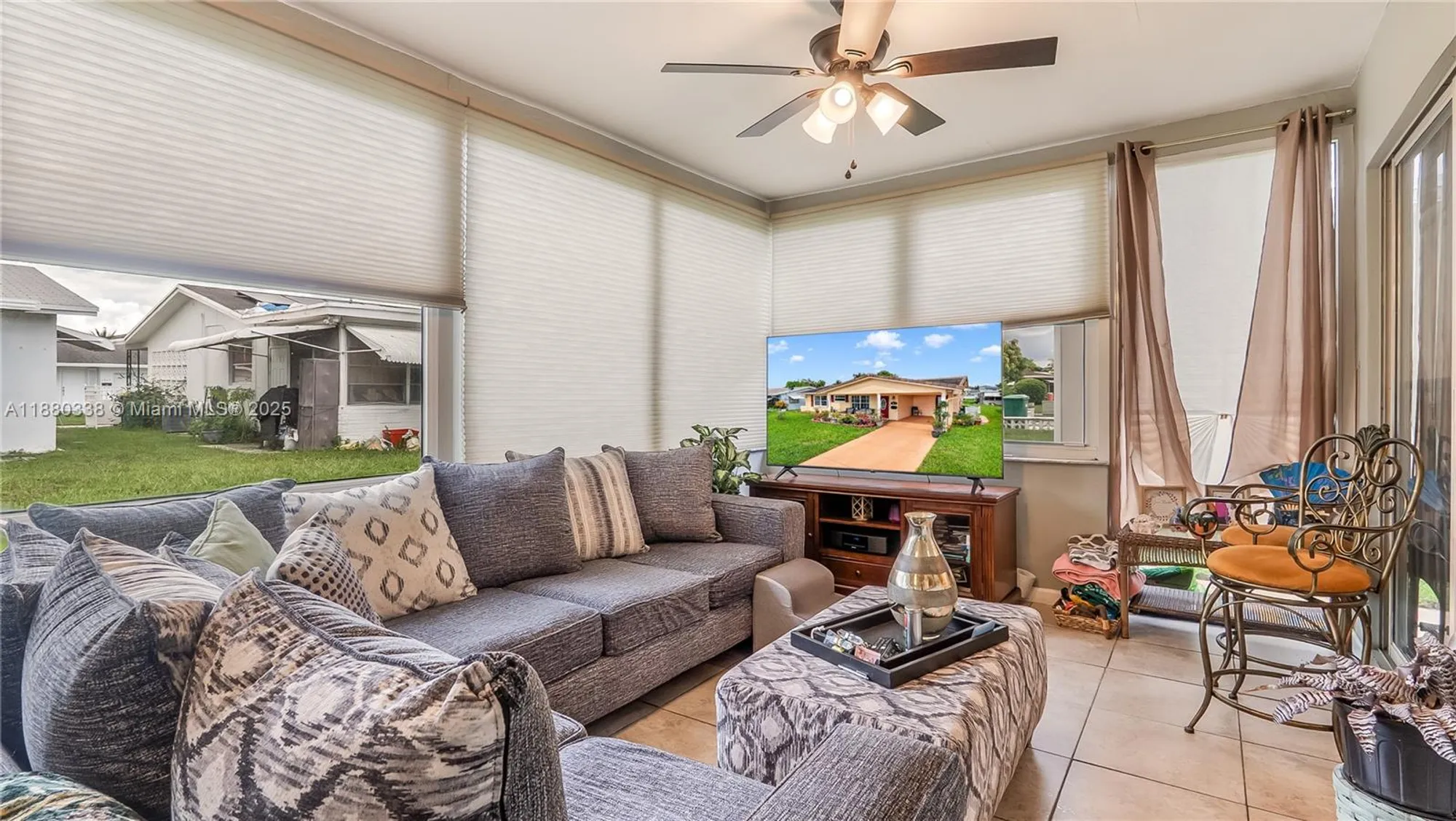 Property Slideshow image 16 of 38 | 4813 nw 47th ter, Tamarac, FL, 33319