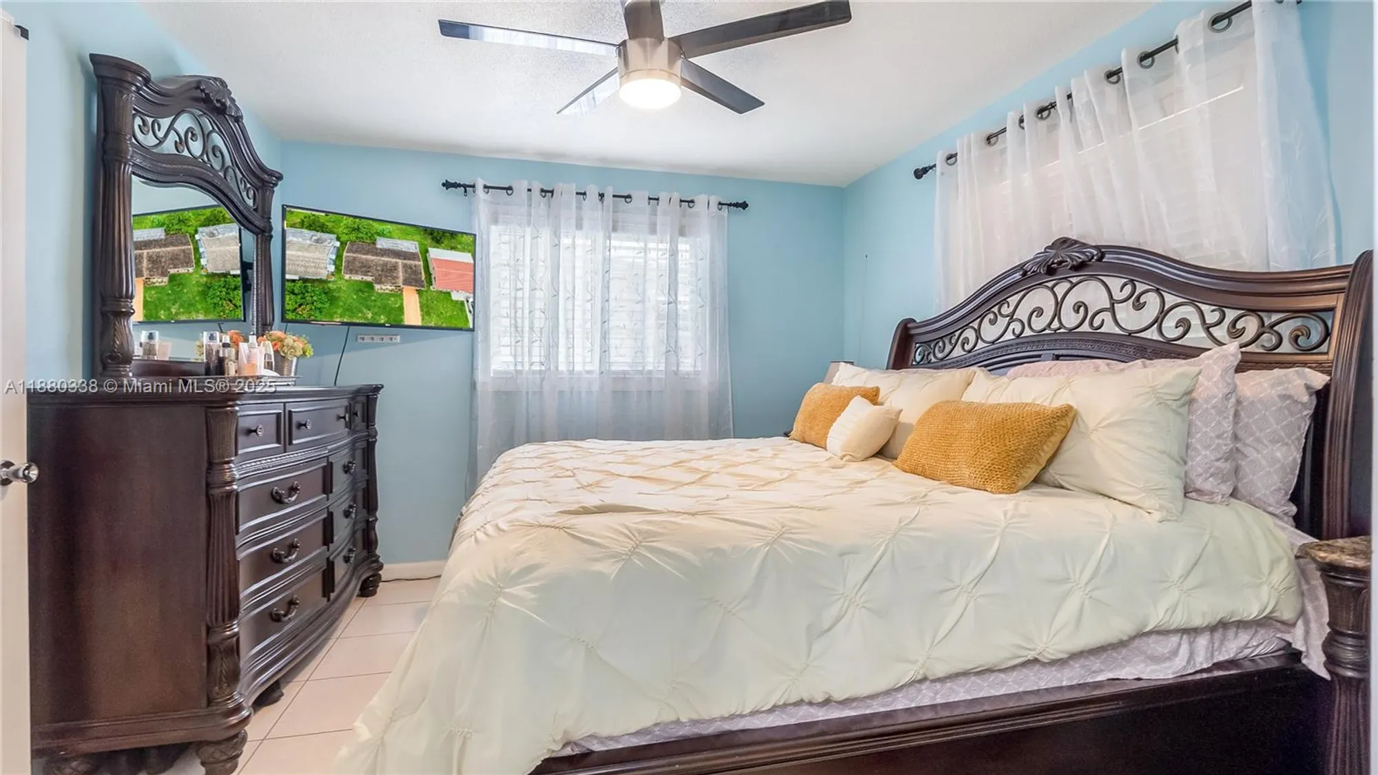 Property Slideshow image 20 of 38 | 4813 nw 47th ter, Tamarac, FL, 33319