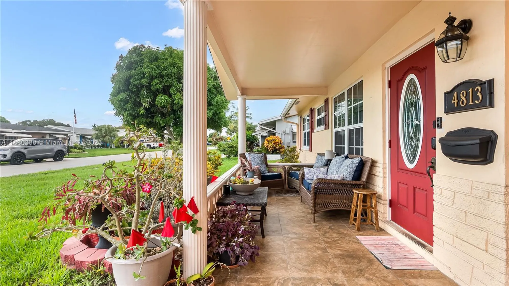 Property Slideshow image 5 of 38 | 4813 nw 47th ter, Tamarac, FL, 33319