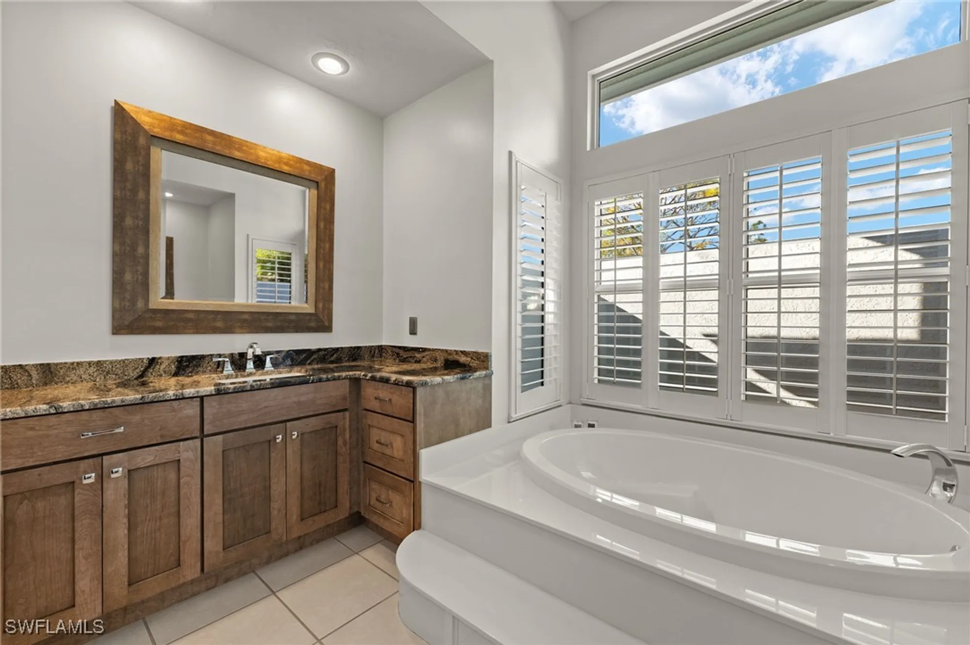 Property Slideshow image 15 of 29 | 812 arrowhead ln, Naples, FL, 34108