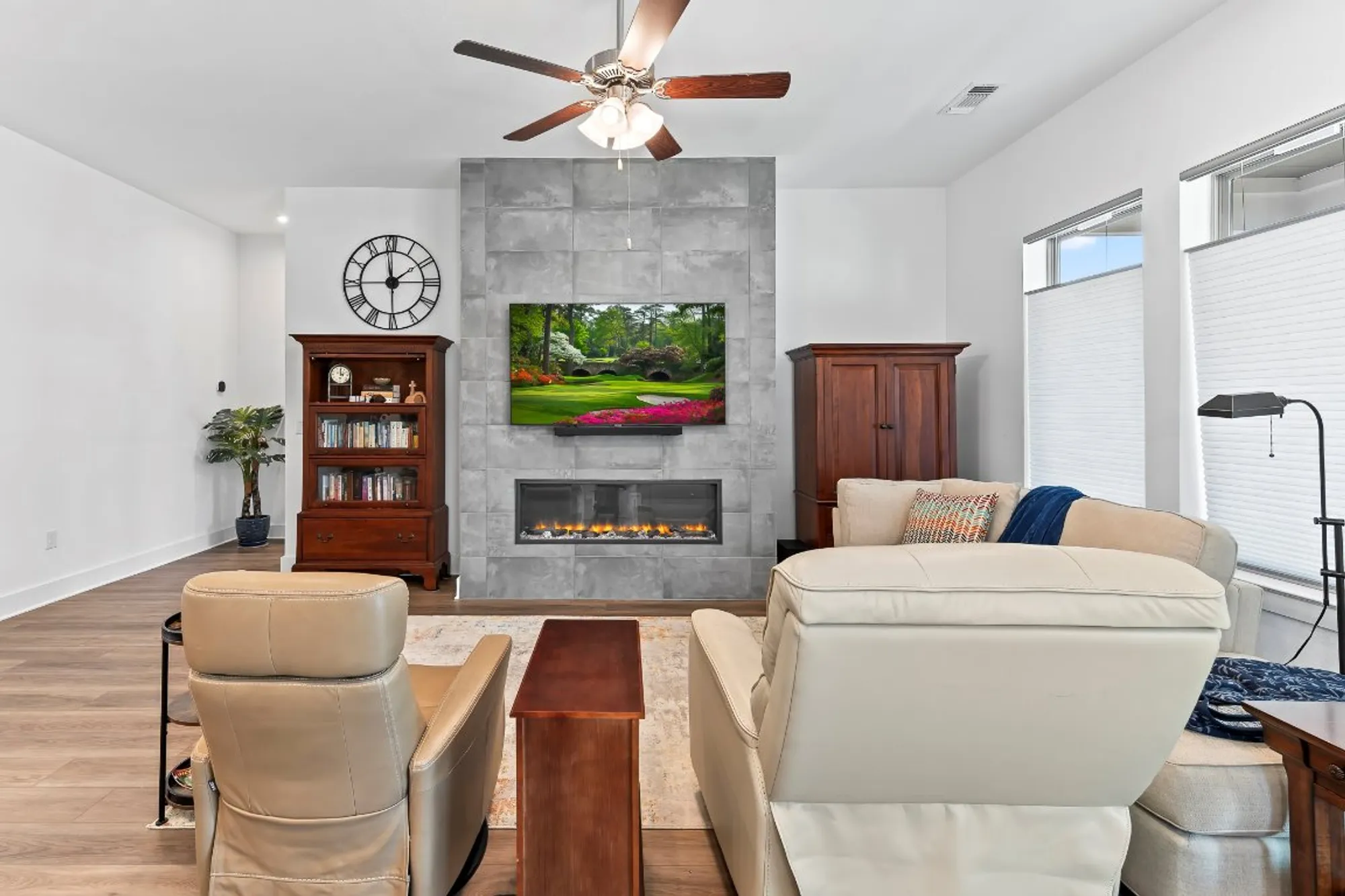 Property Slideshow image 13 of 39 | 523 hallwood dr, Liberty Hill, TX, 78642