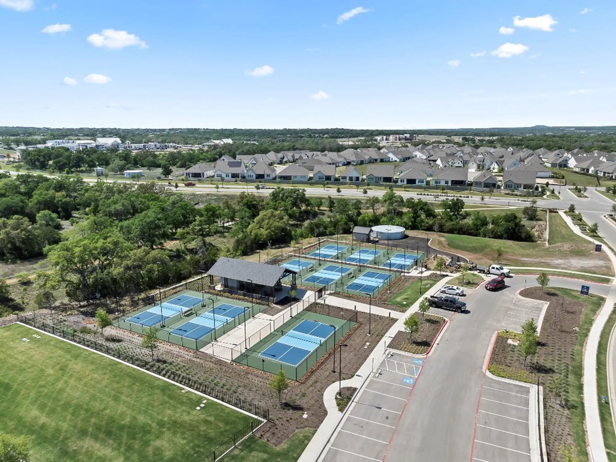 Property Slideshow image 37 of 39 | 523 hallwood dr, Liberty Hill, TX, 78642