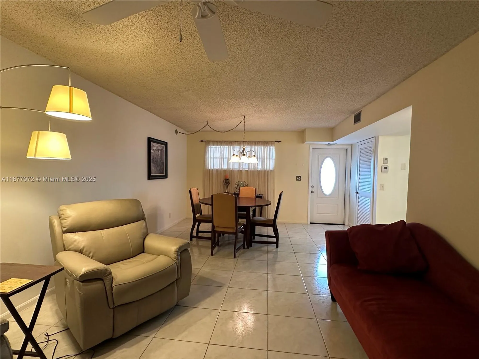 Property Slideshow image 9 of 30 | 8901 s hollybrook blvd 306, Pembroke Pines, FL, 33025