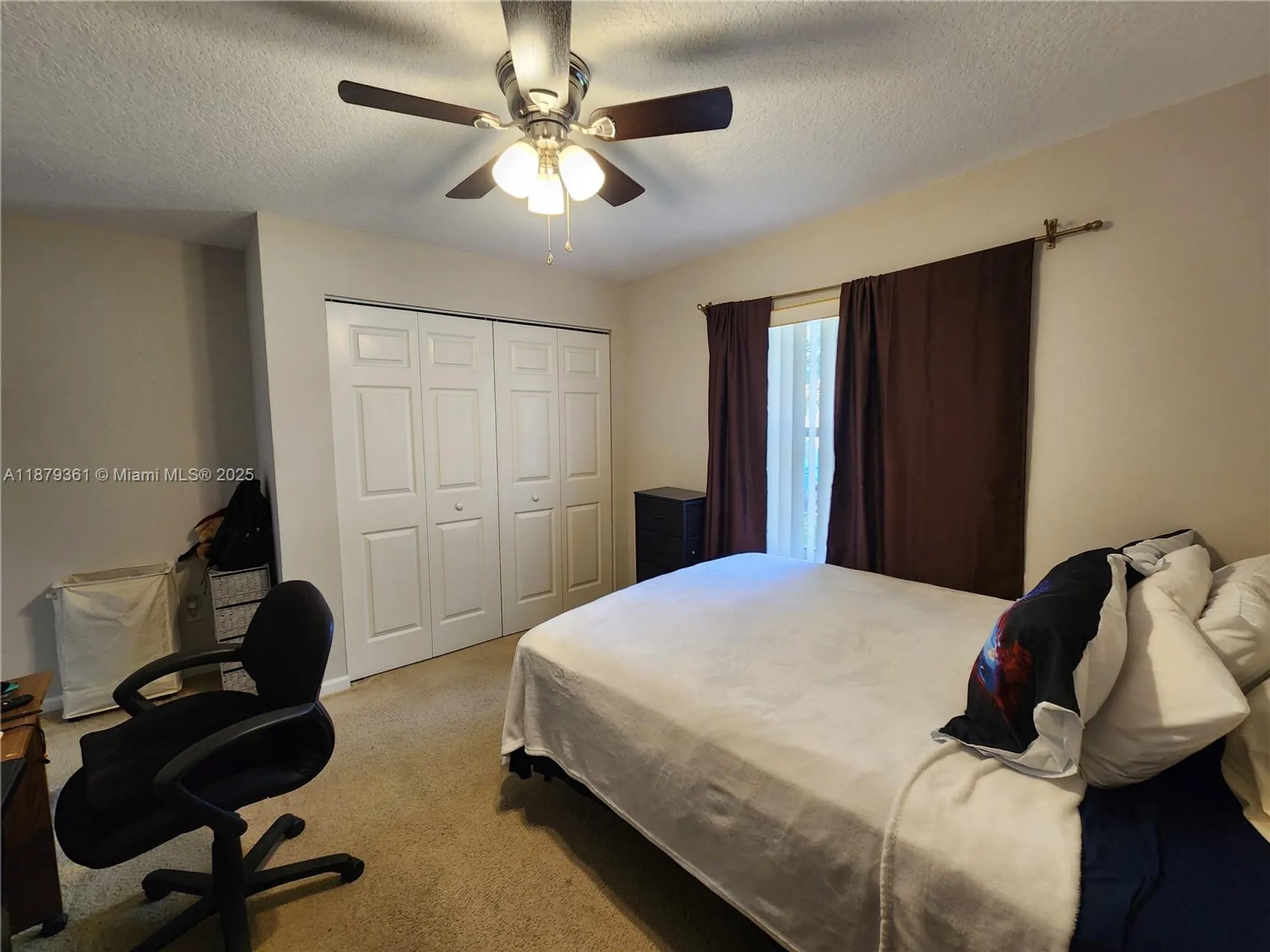 Property Slideshow image 23 of 38 | 5122 marla dr, Boynton Beach, FL, 33436