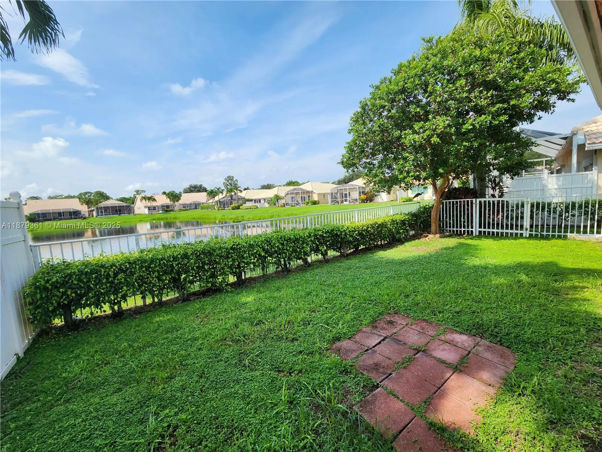 Property Slideshow image 33 of 38 | 5122 marla dr, Boynton Beach, FL, 33436