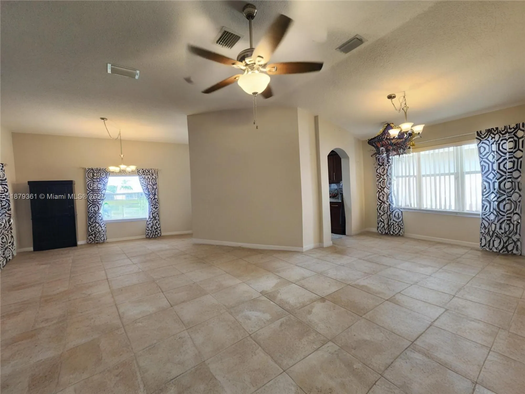 Property Slideshow image 4 of 38 | 5122 marla dr, Boynton Beach, FL, 33436