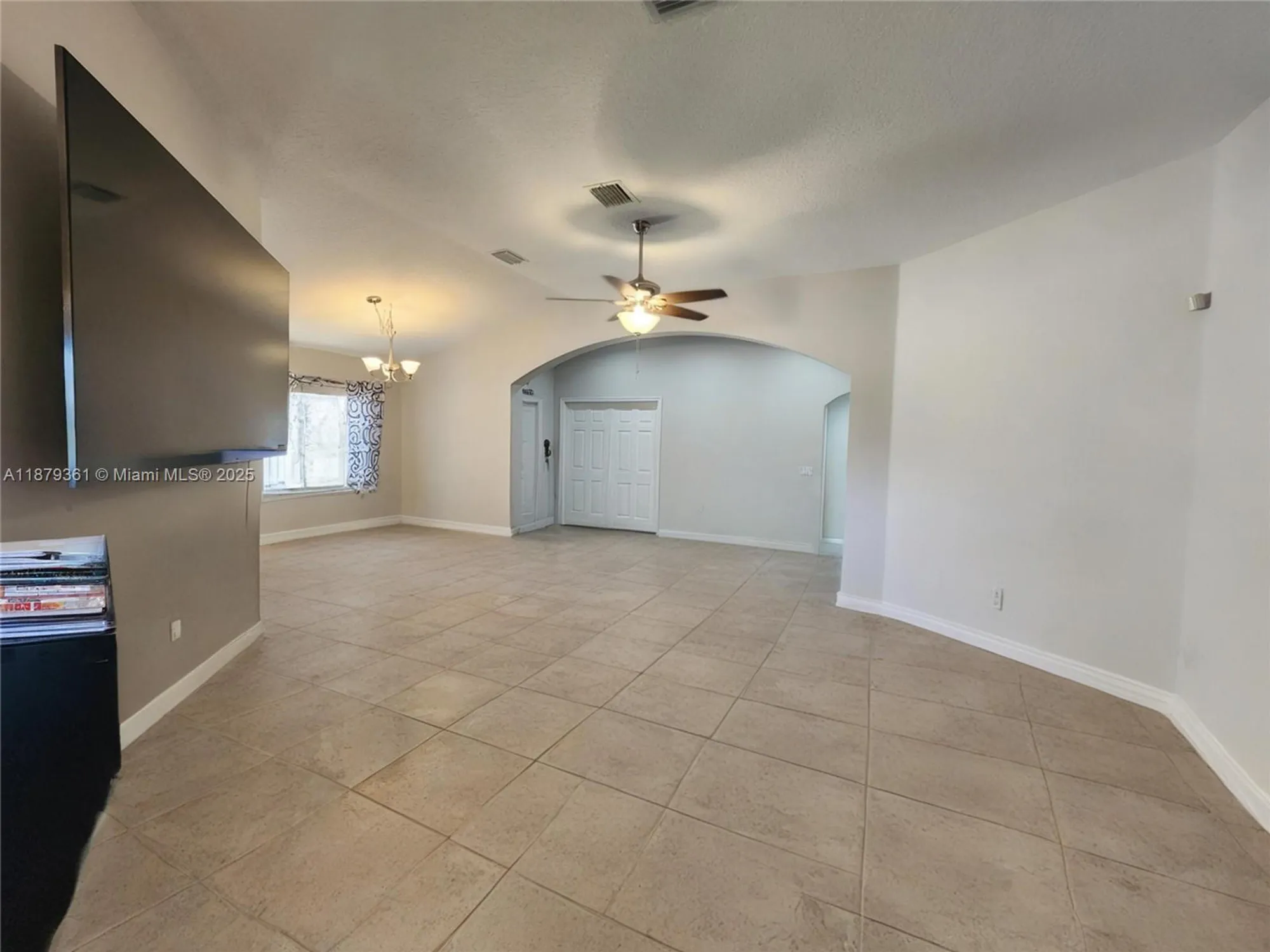 Property Slideshow image 5 of 38 | 5122 marla dr, Boynton Beach, FL, 33436