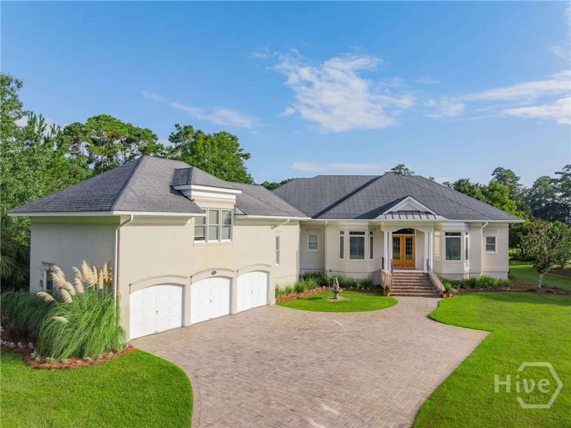 Property Slideshow image 1 of 40 | 1 oak glade ct, Savannah, GA, 31411