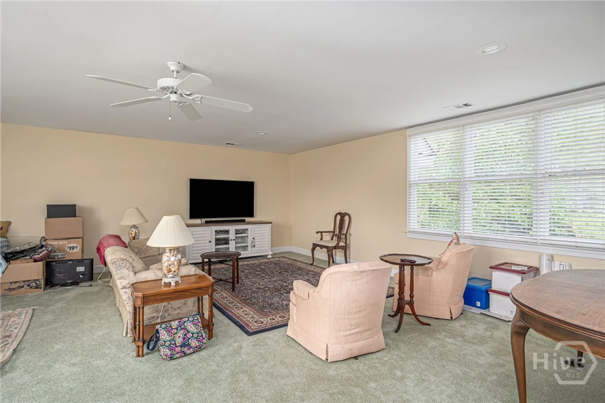 Property Slideshow image 28 of 40 | 1 oak glade ct, Savannah, GA, 31411