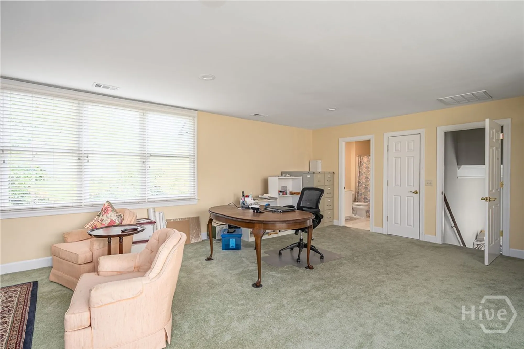Property Slideshow image 30 of 40 | 1 oak glade ct, Savannah, GA, 31411