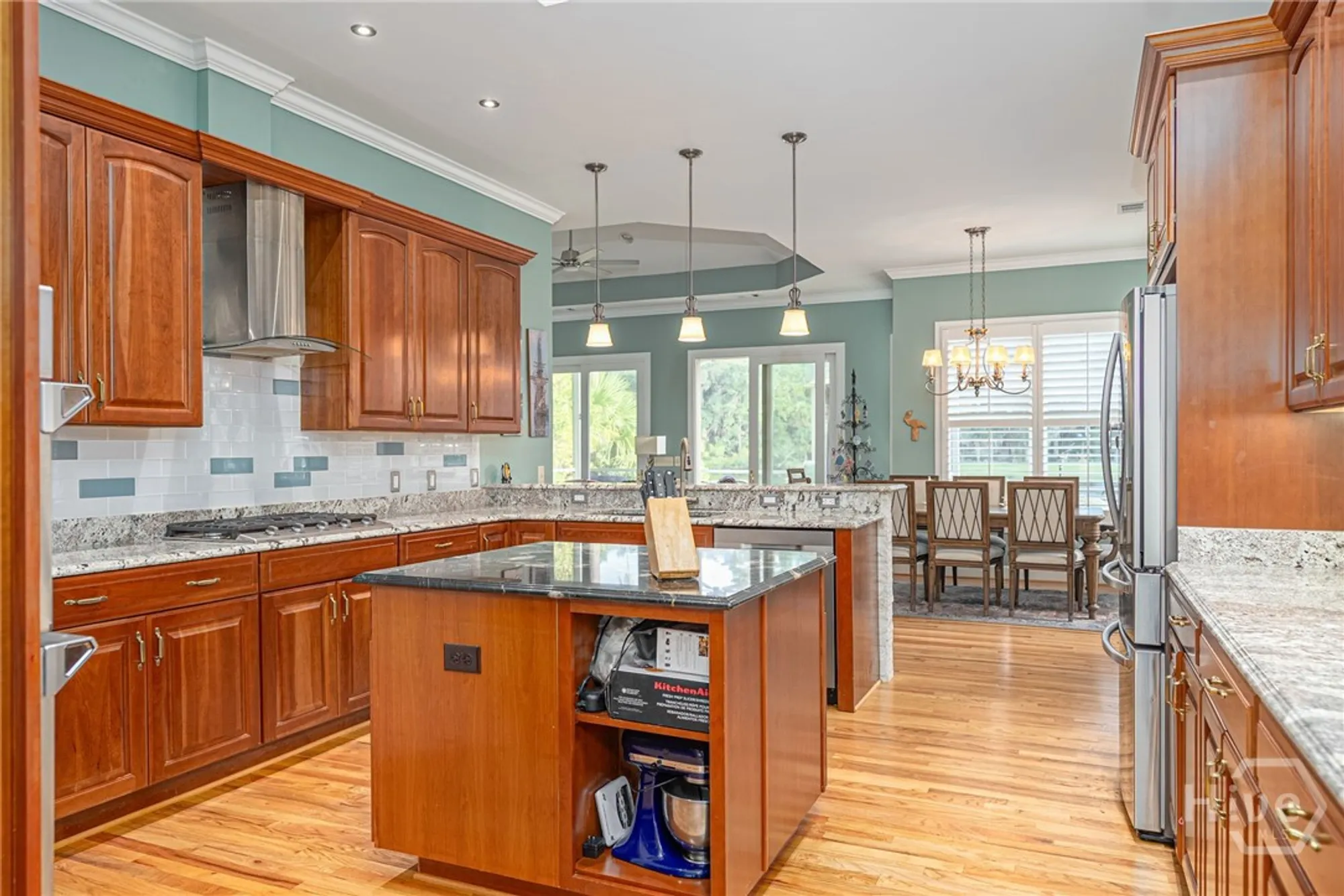 Property Slideshow image 6 of 40 | 1 oak glade ct, Savannah, GA, 31411