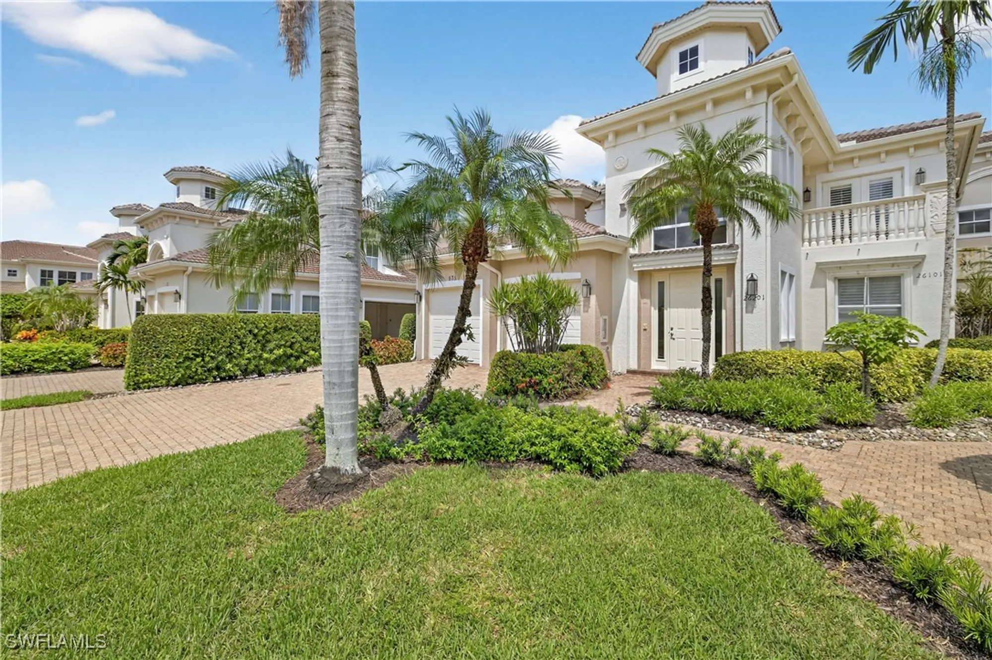 Property Slideshow image 1 of 36 | 575 avellino isles cir # 201, Naples, FL, 34119