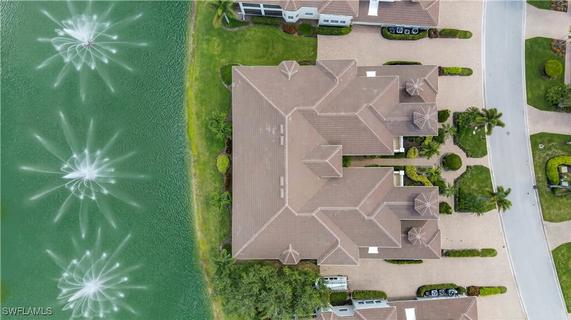 Property Slideshow image 33 of 36 | 575 avellino isles cir # 201, Naples, FL, 34119