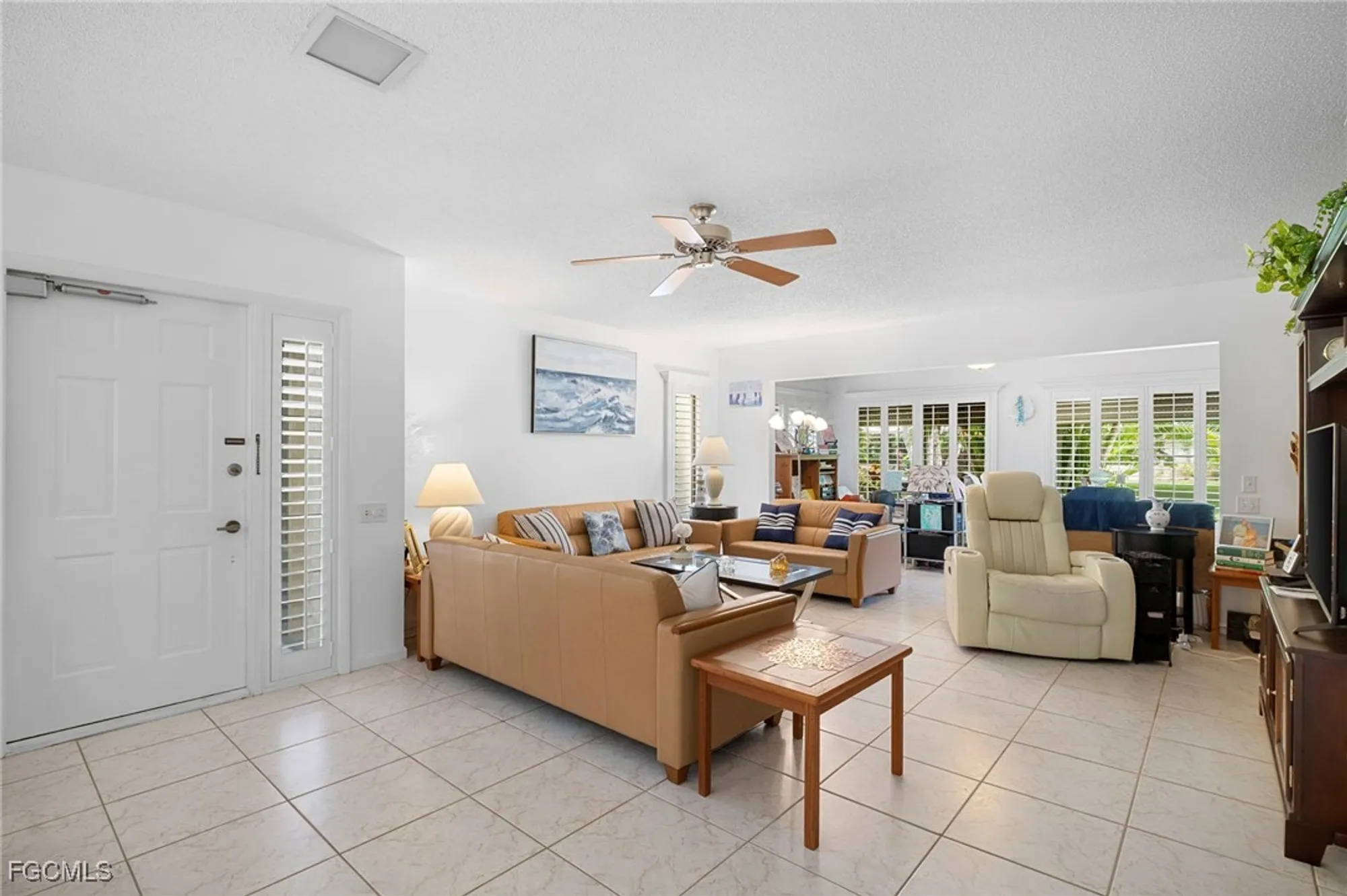 Property Slideshow image 7 of 47 | 1698 bent tree cir, Fort Myers, FL, 33907